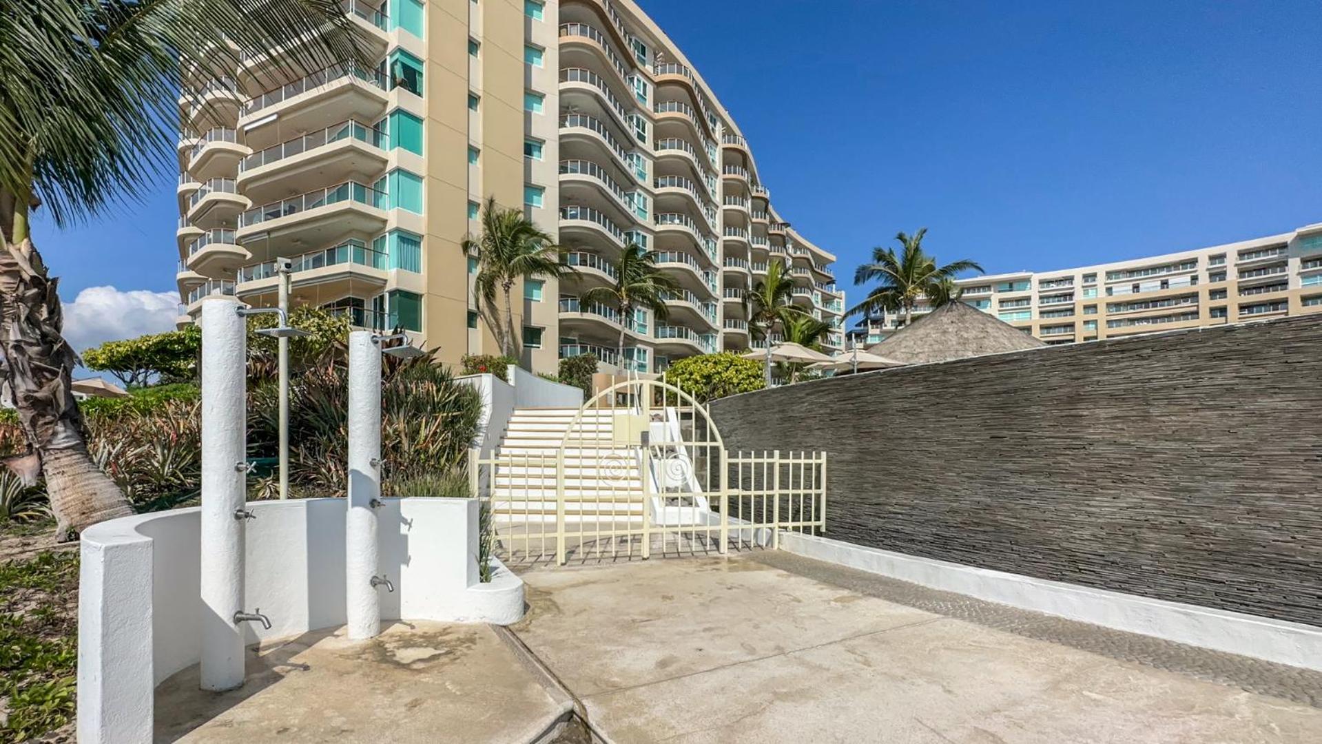 Del Canto PH 10D Luxury & The Best Ocean View! by Kivoya