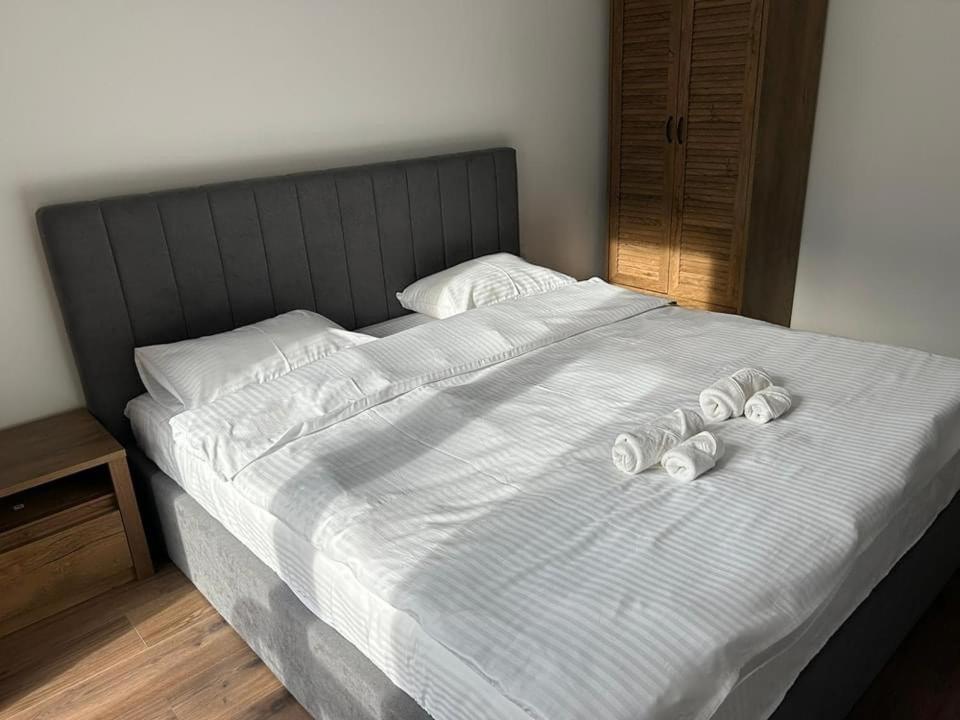 Forest House Doftana
