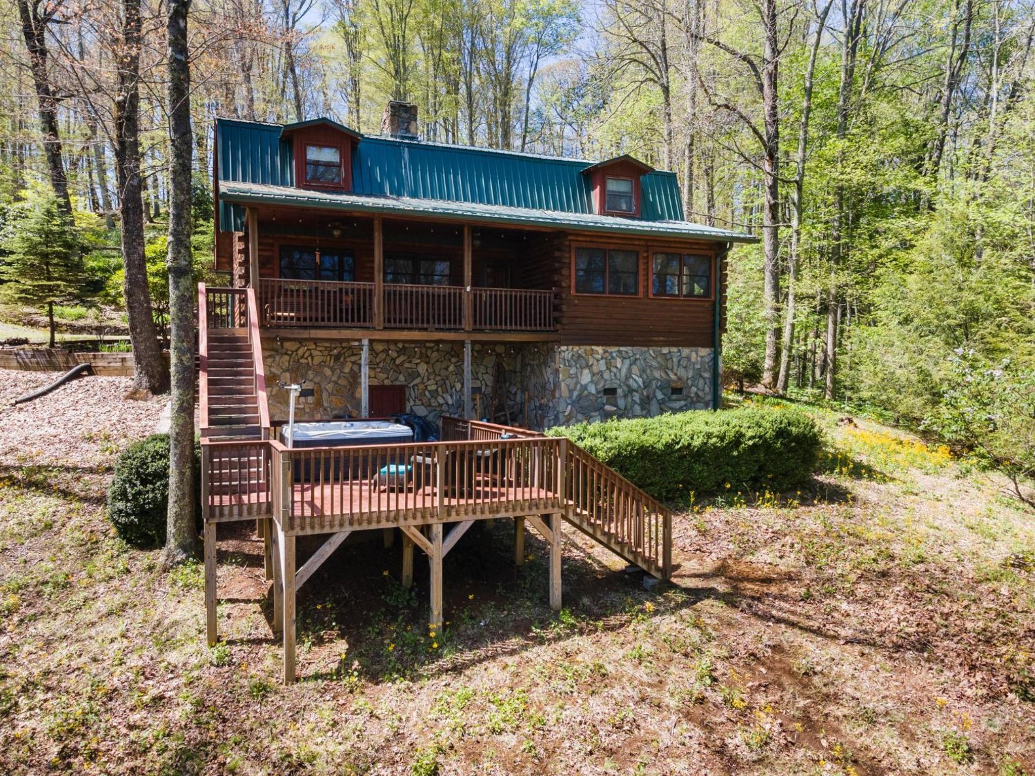 Woodsong at Wolf Laurel Resort-Swim,Hike,Relax view 3