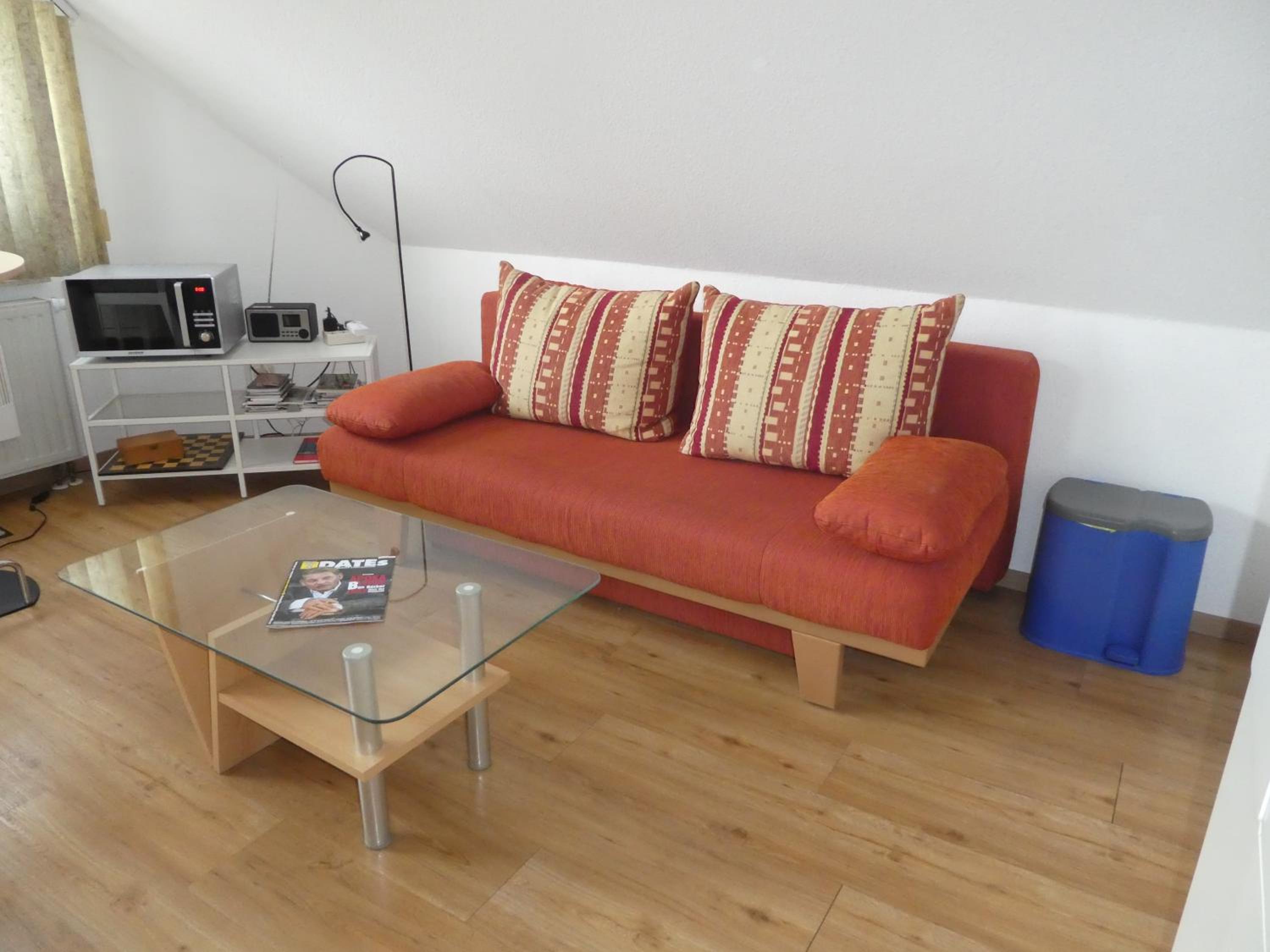 Gäste-und Ferienwohnung Magdeburg Alt-Olvenstedt, zwei Schlafzimmer, Treppenlift, ruhige Lage, Nähe Klinikum und Abfahrten A 2 und A 14 view 4