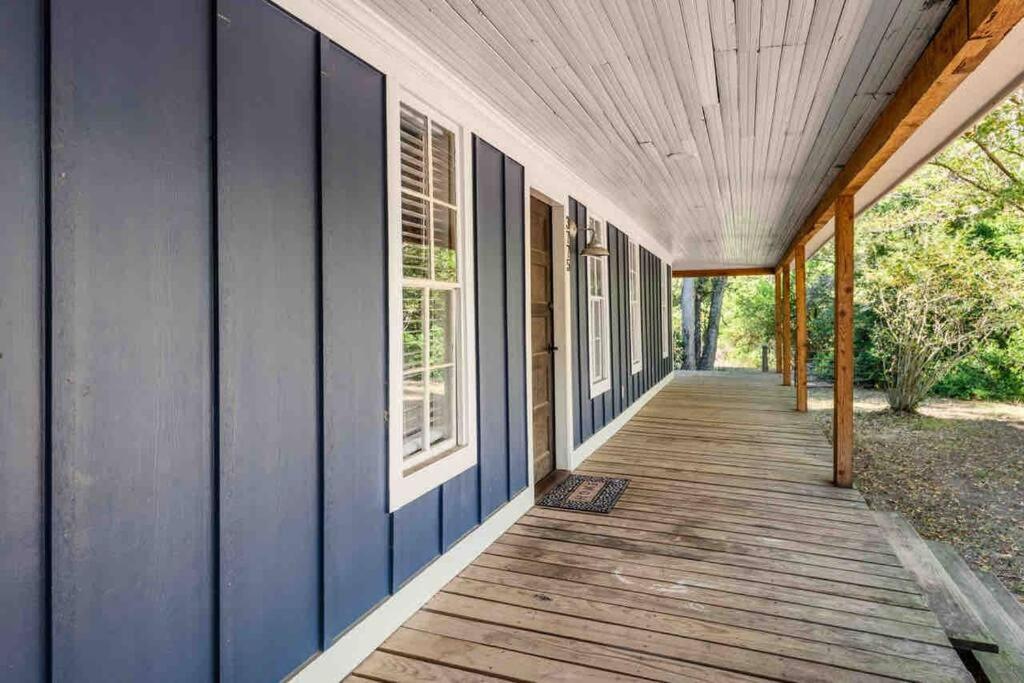 Charming 1900s Farmhouse with Hay Meadow View view 5
