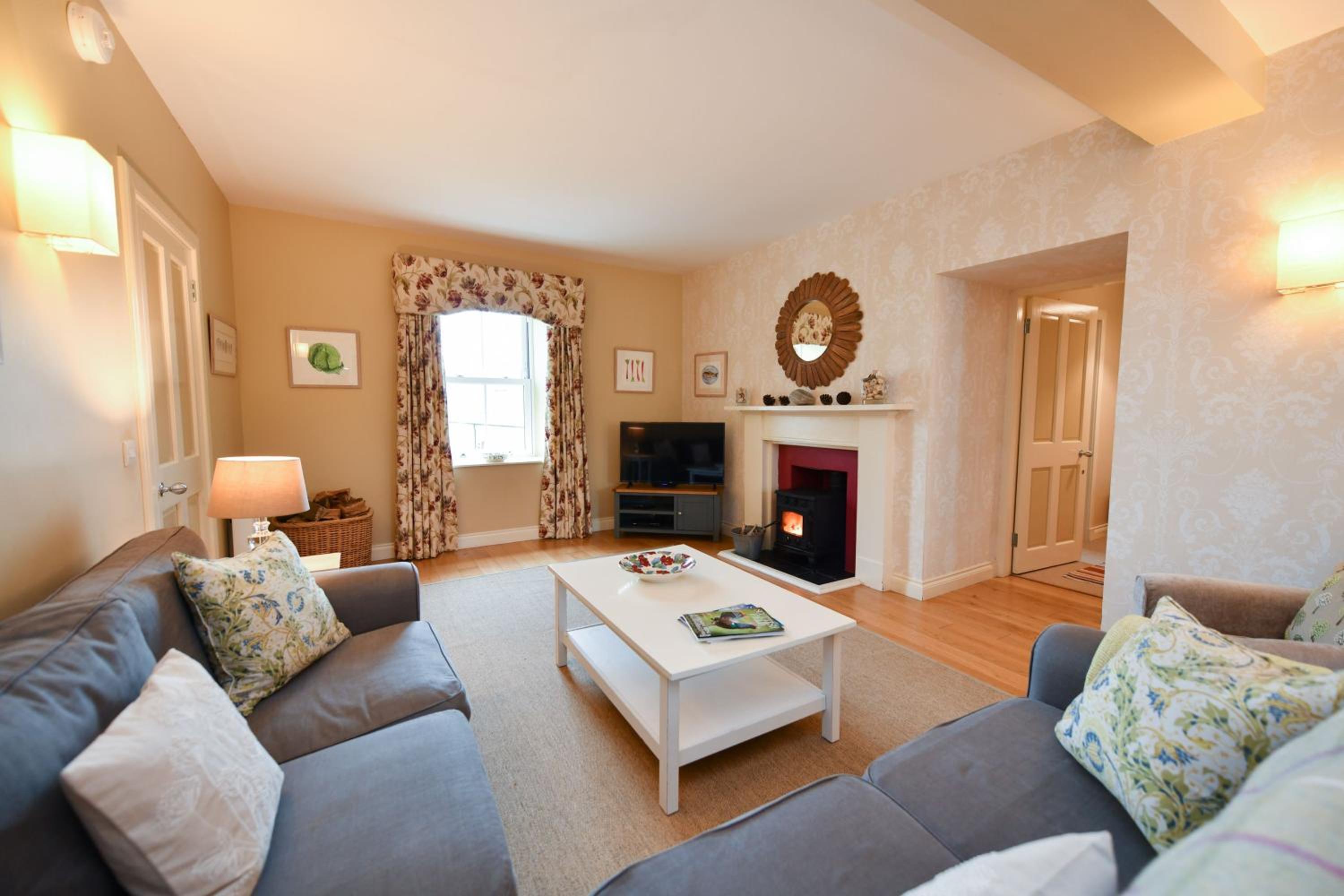 High Clachan Farmhouse view 4