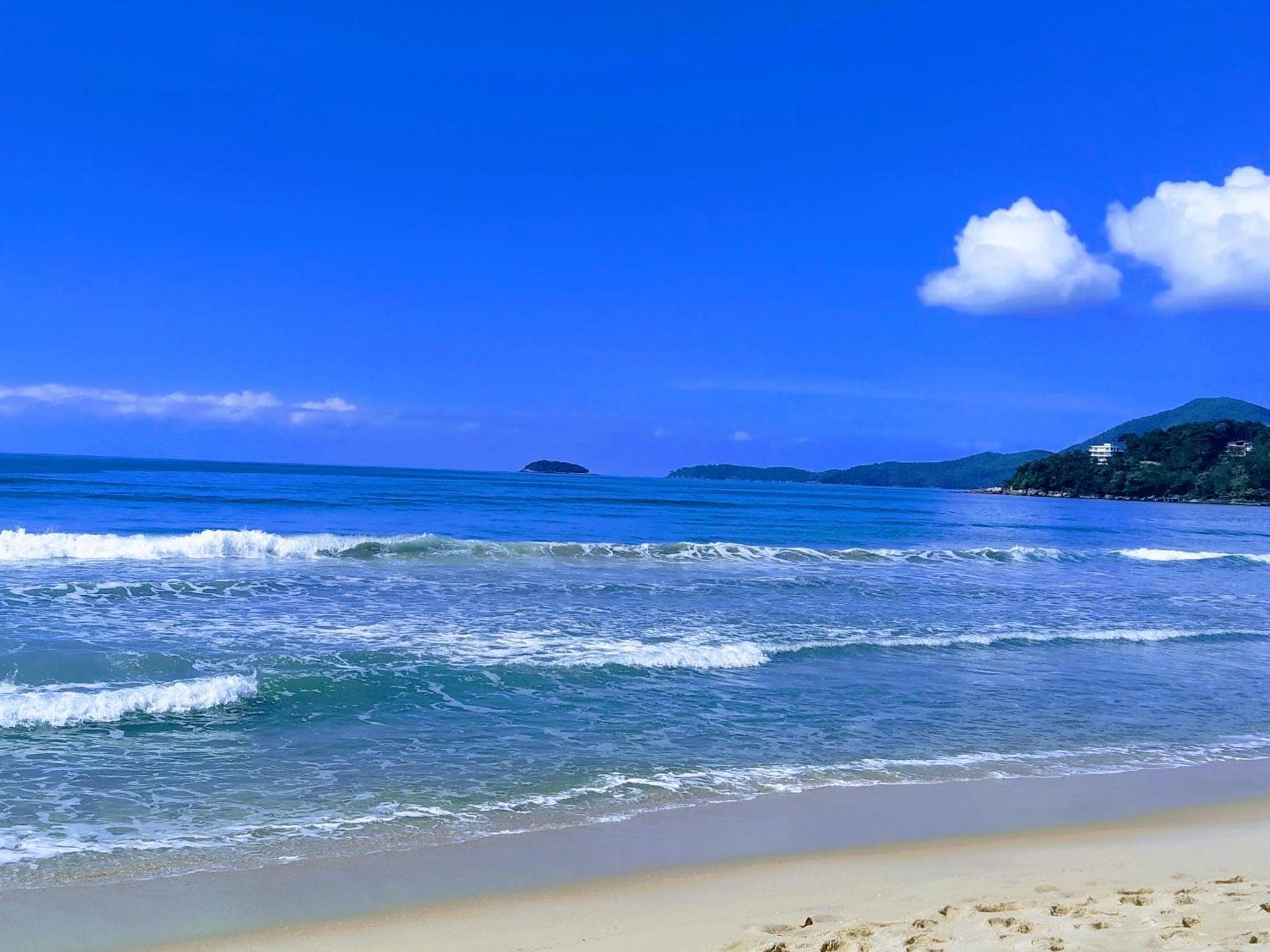 Seu lar na praia das Toninhas em Ubatuba