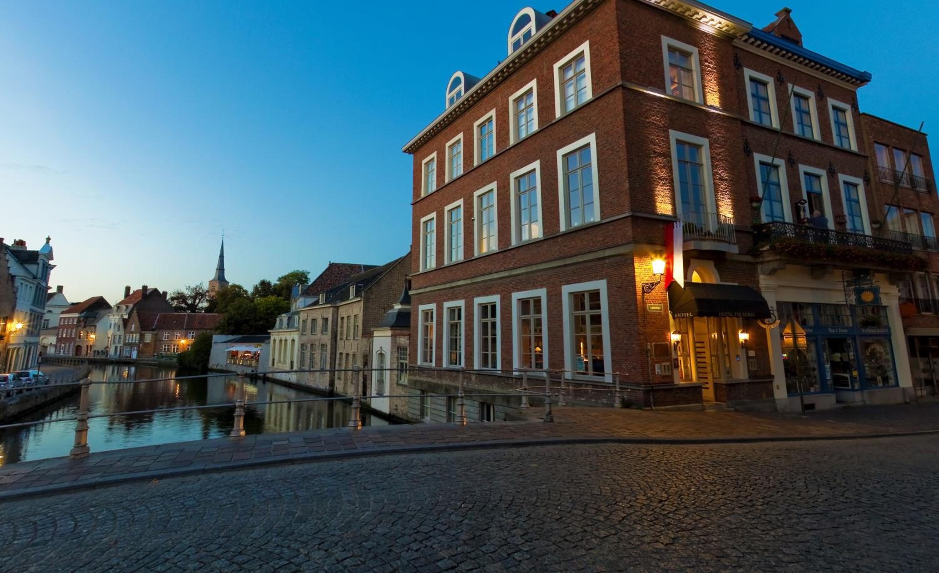 Bruges Vacations - Canalview Hotel Ter Reien - Property Image 69
