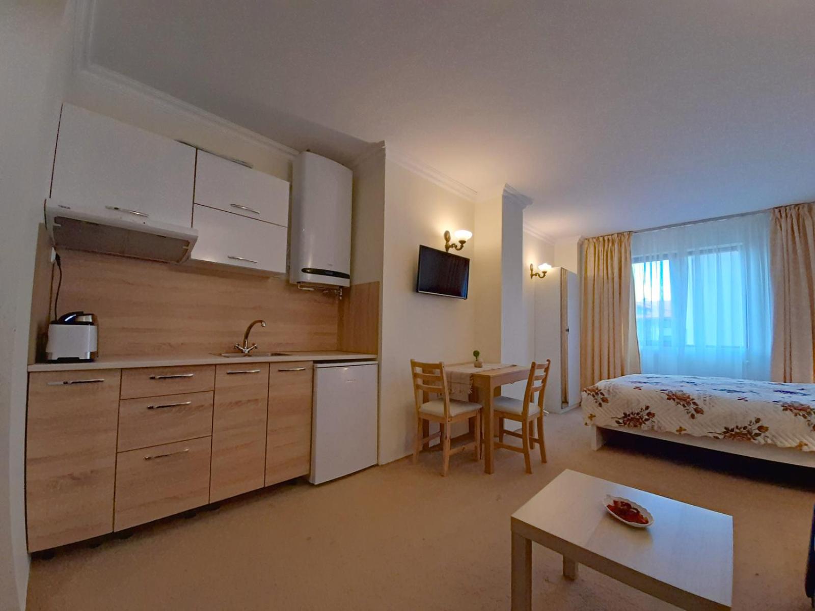 Poppy Apartments near Gondola Bansko view 5