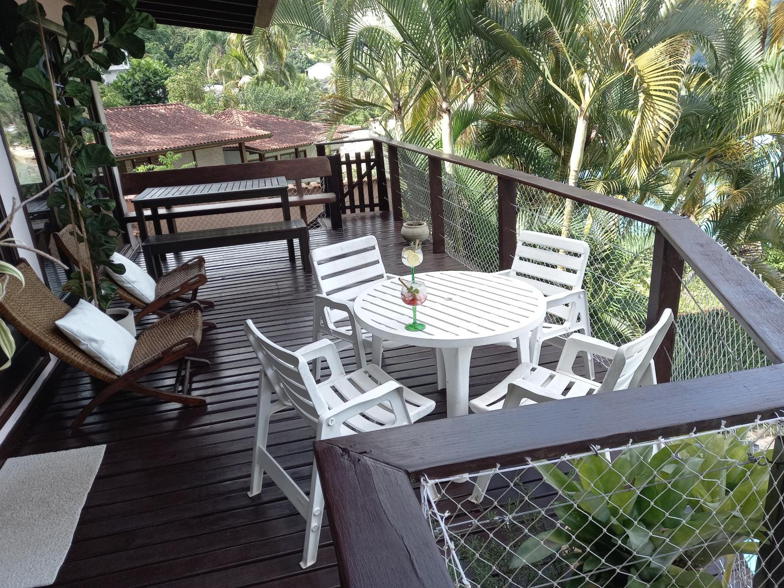 CASA MARAVILHOSA à BEIRA MAR EM ANGRA DOS REIS