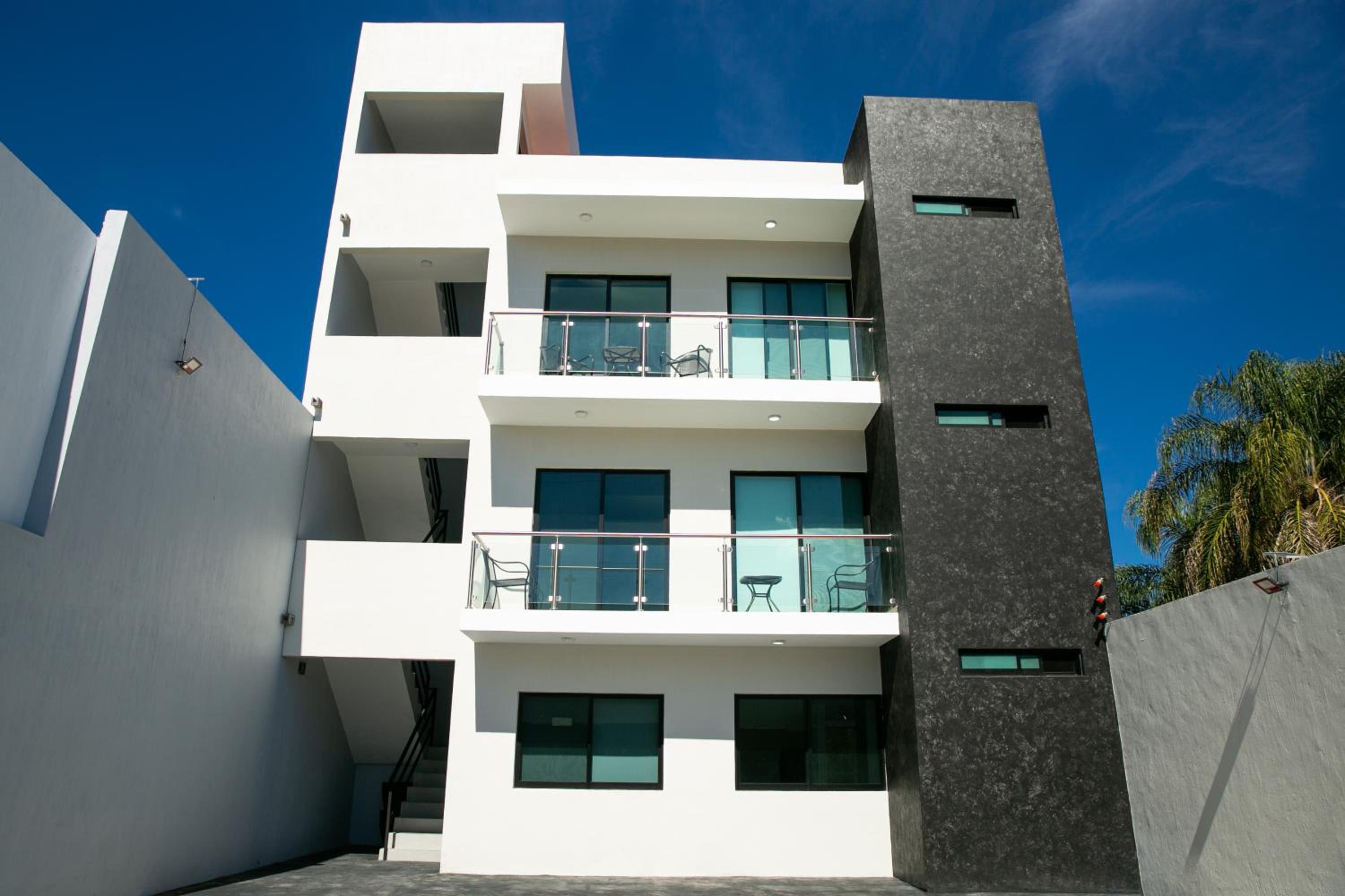 Hotel TORRE CARRANZA - Image 1