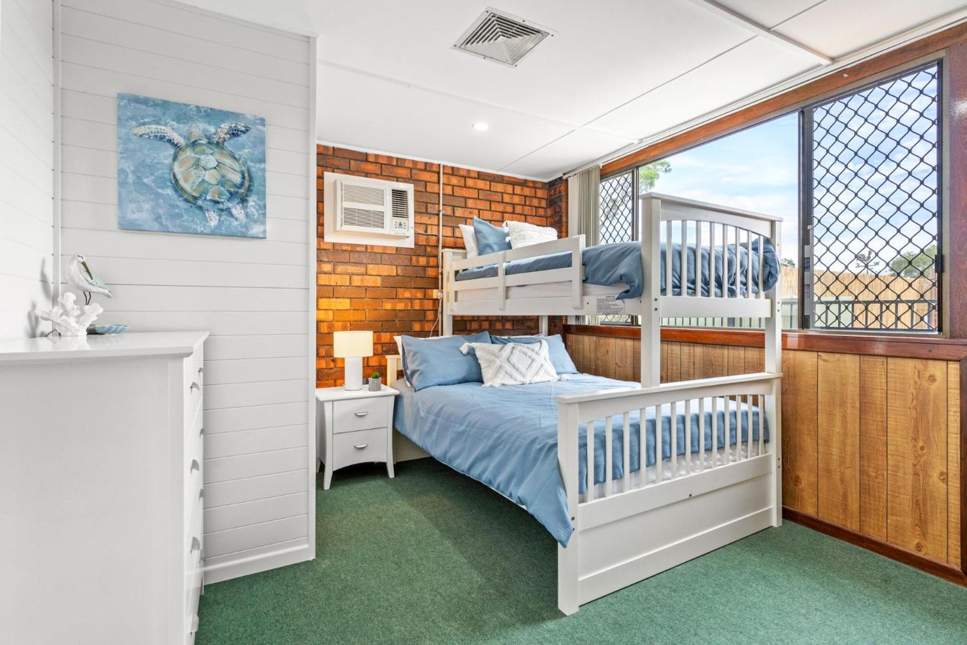 Deco Beach - 9 Cedar Street