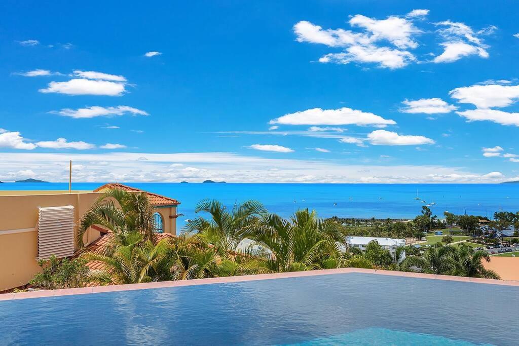 Aqua Vista