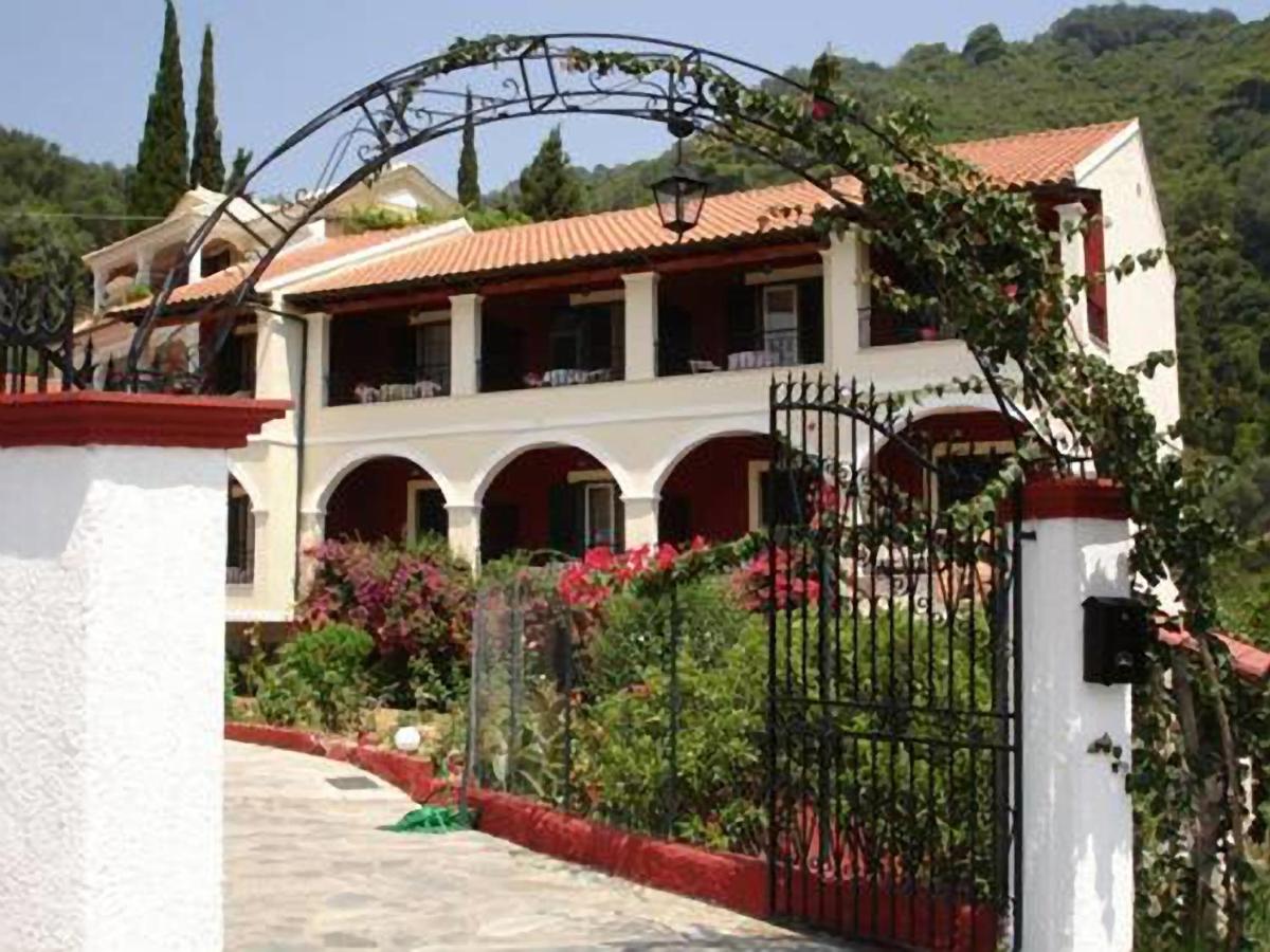 Vicky's Apartments