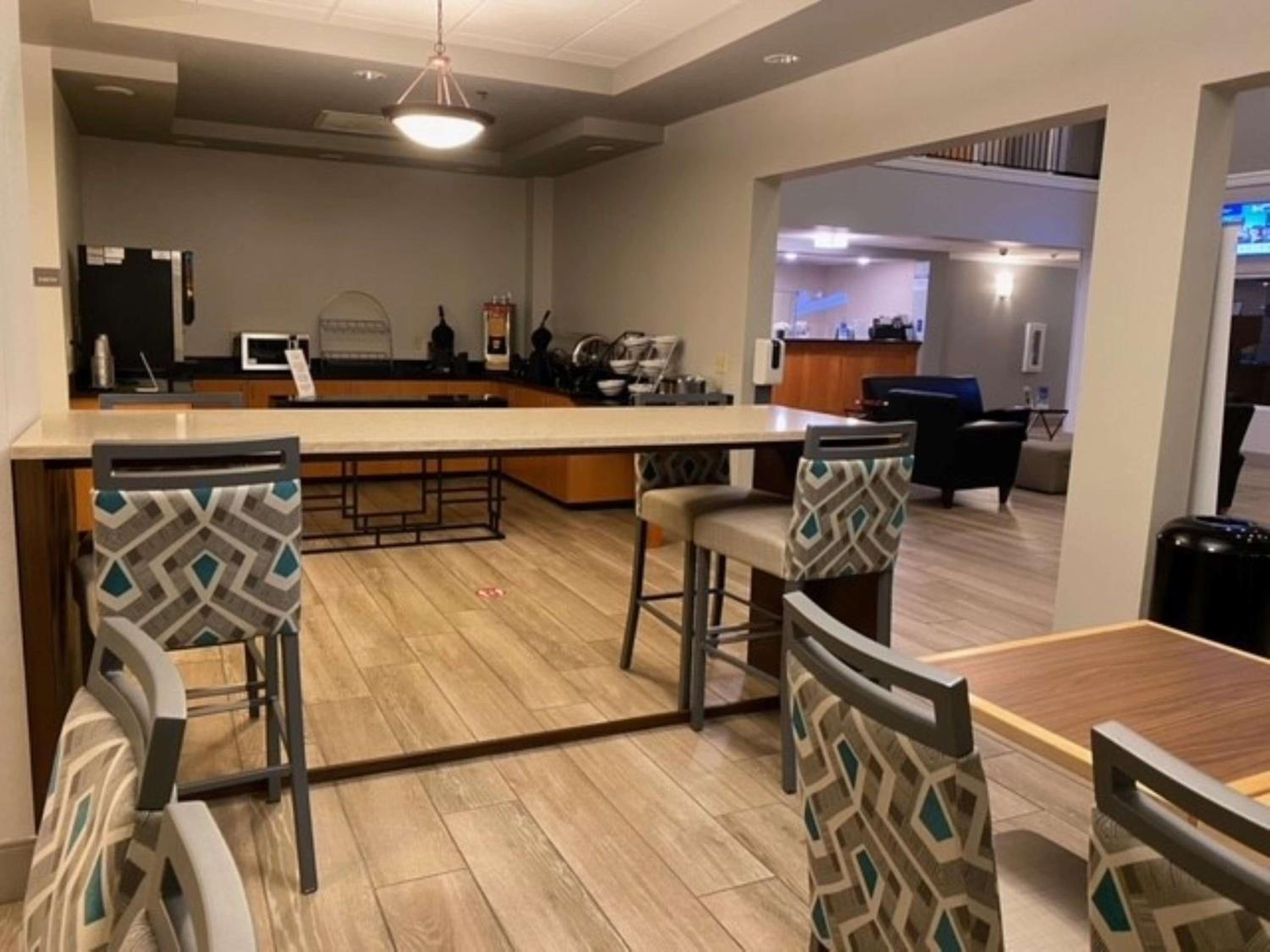 Danville Vacations - Best Western Windsor Inn and Suites - Property Image 7