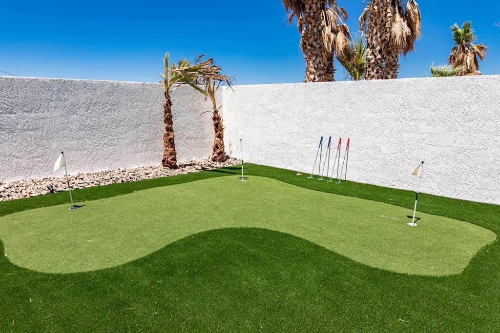 Tropical Playhouse - Pool, Spa, Golf, Game Room view 3