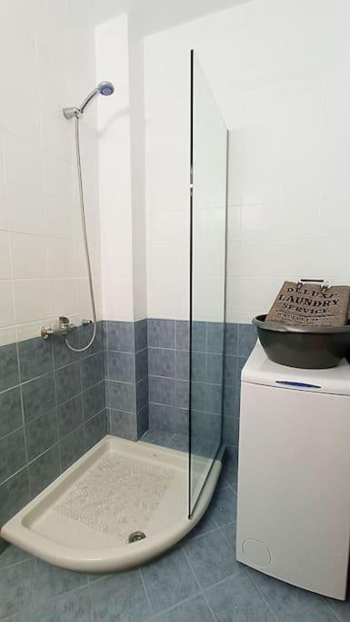 Relaxing Studio Apt, 1 min to Highway, Parking