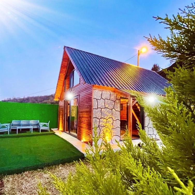 dudosuitbungalov view 2