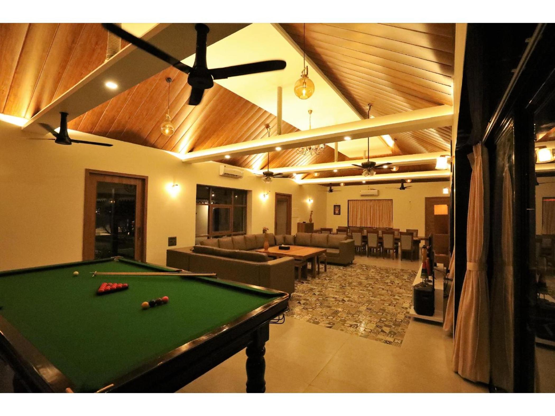 lounge