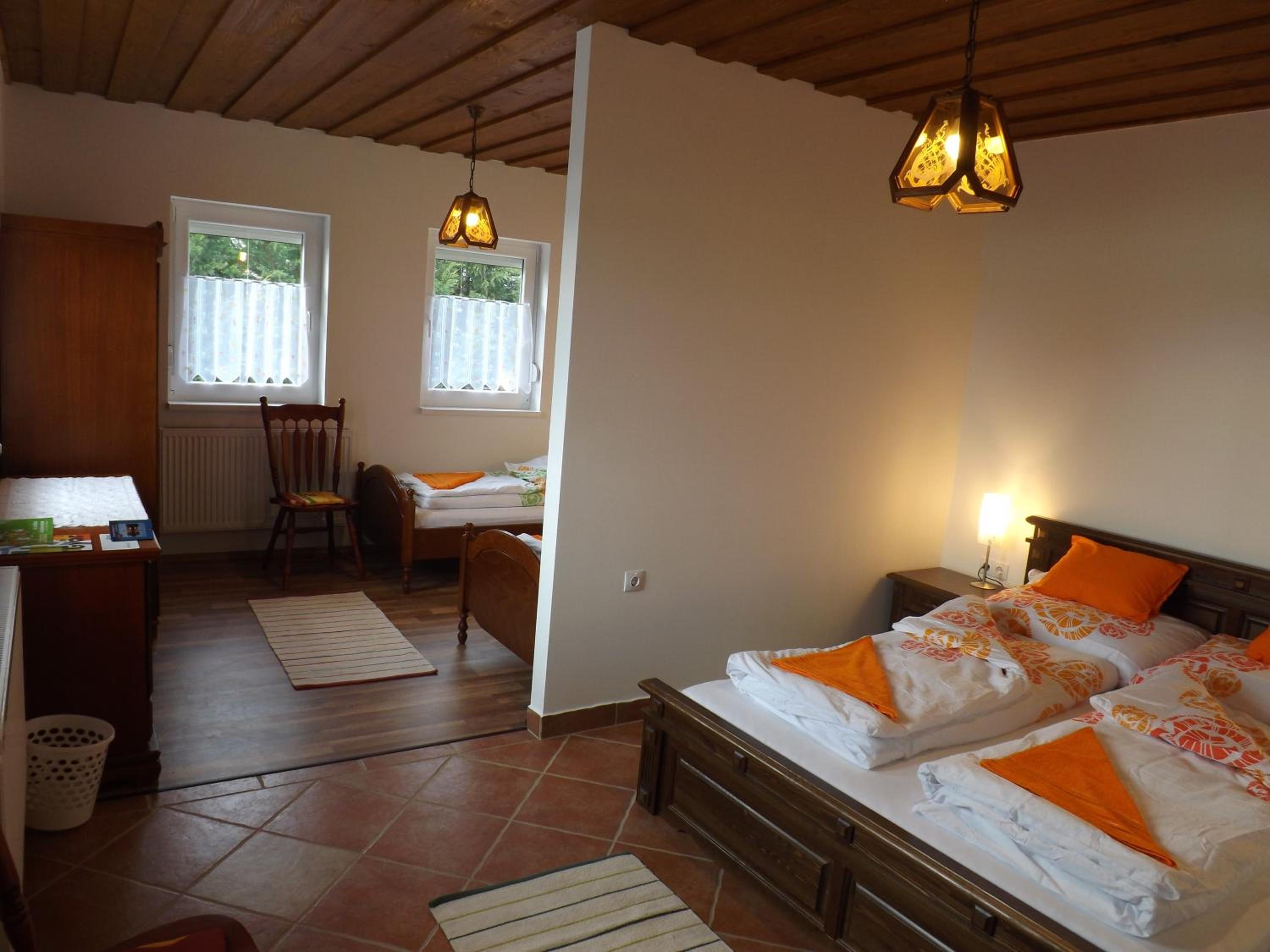Nagybajcsi Körtefa Vendégház view 4