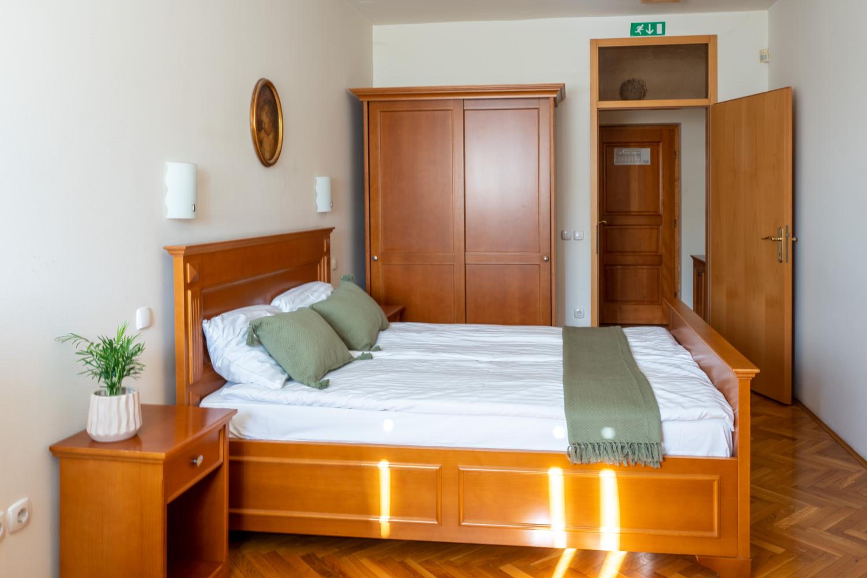 LAGOJA b&b