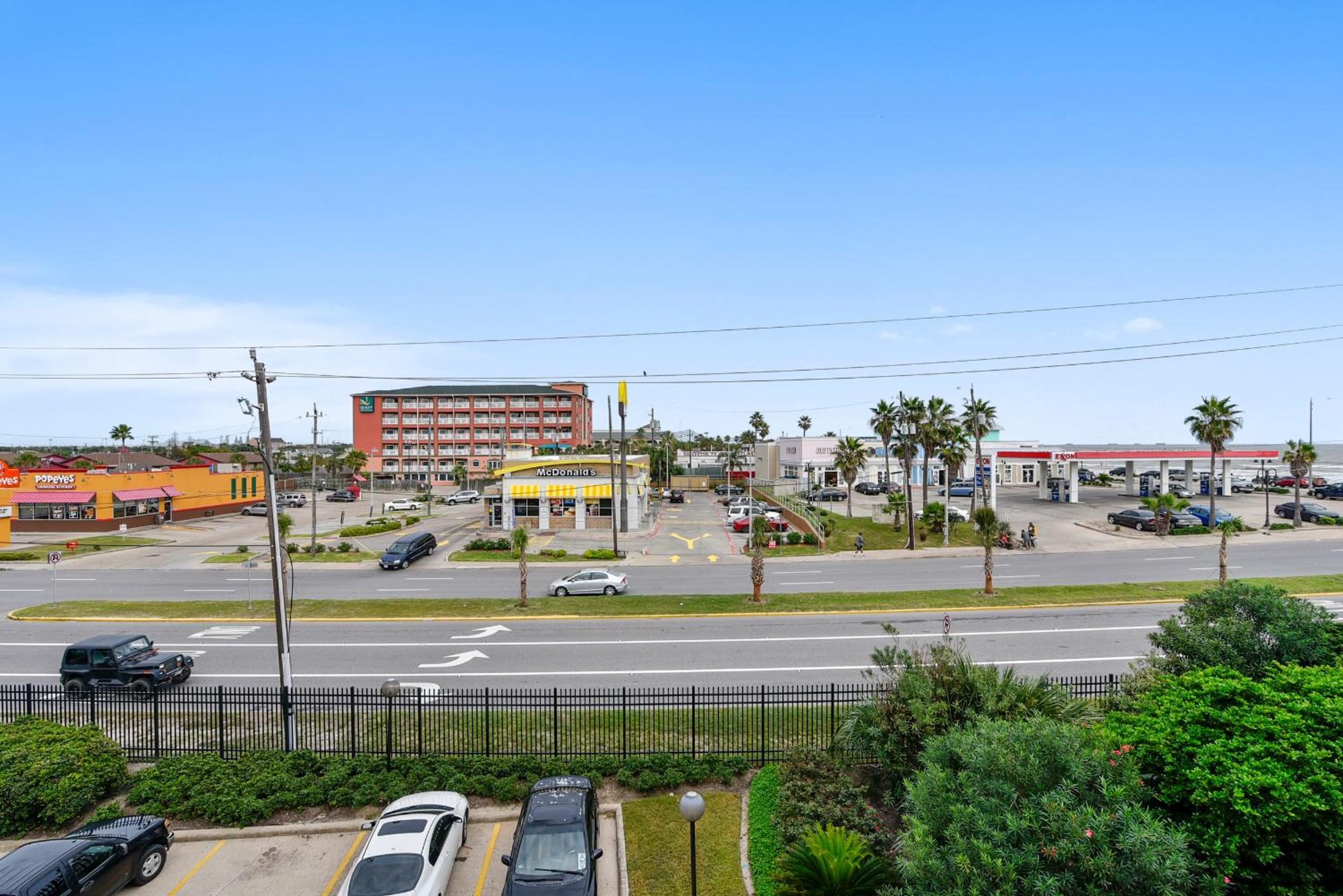 Casa del Mar Galveston by VTrips