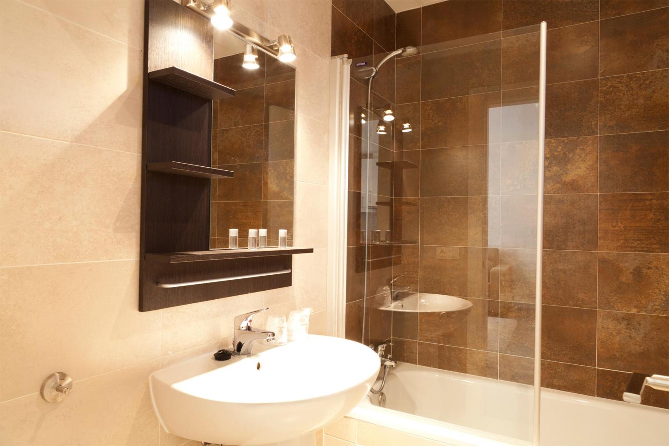 Apartamentos Pinar Málaga Centro - Carretería