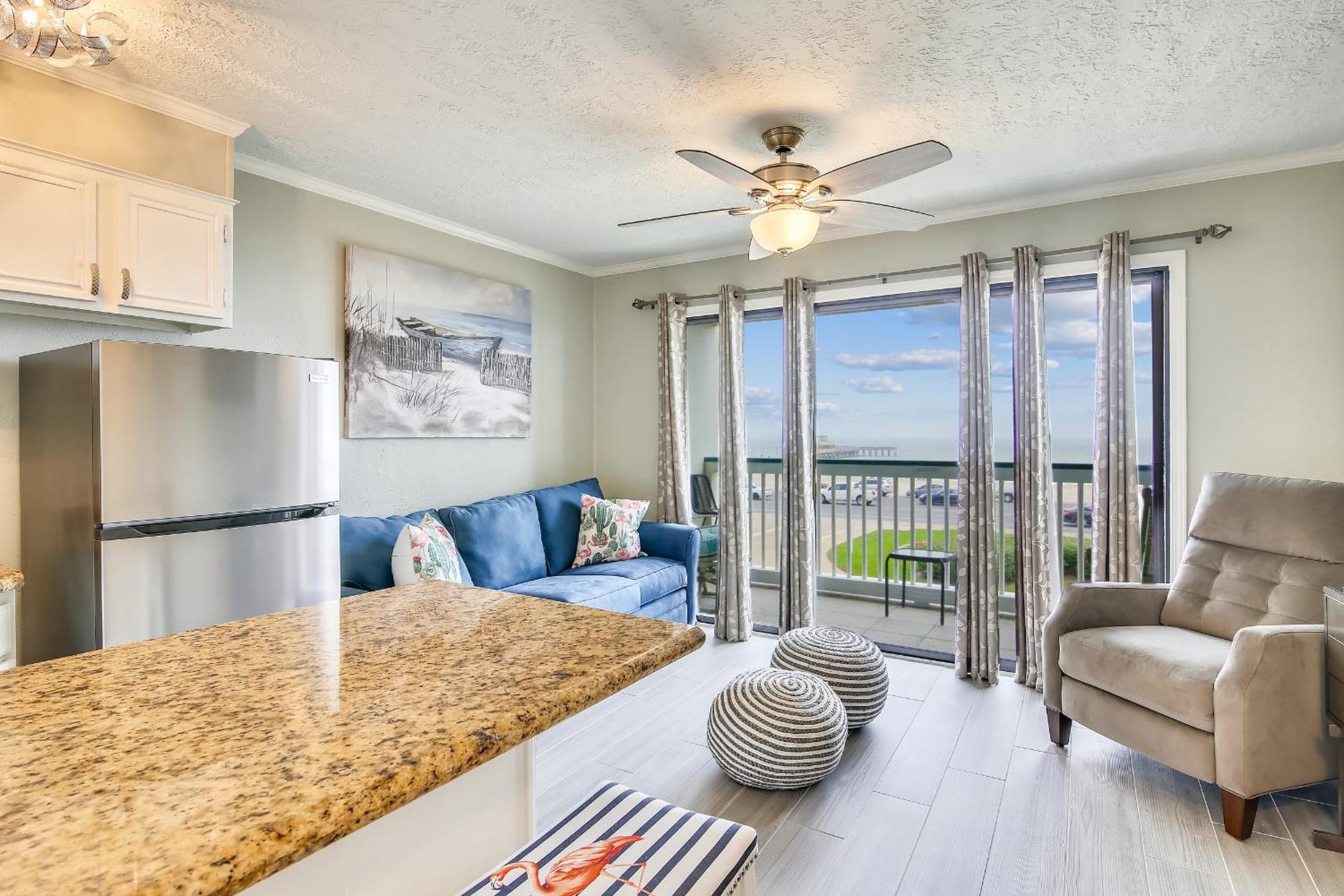 Casa del Mar Galveston by VTrips