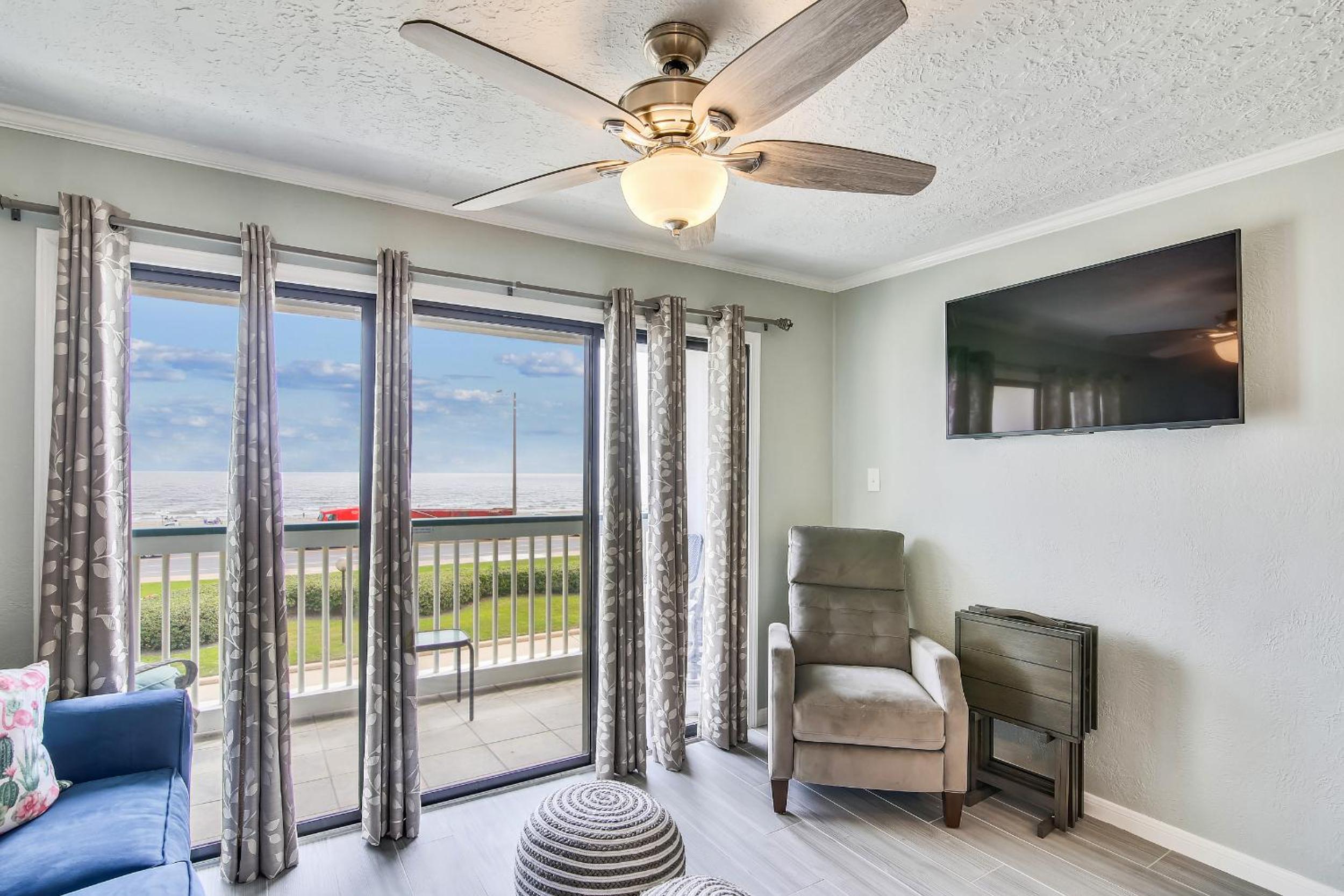 Casa del Mar Galveston by VTrips