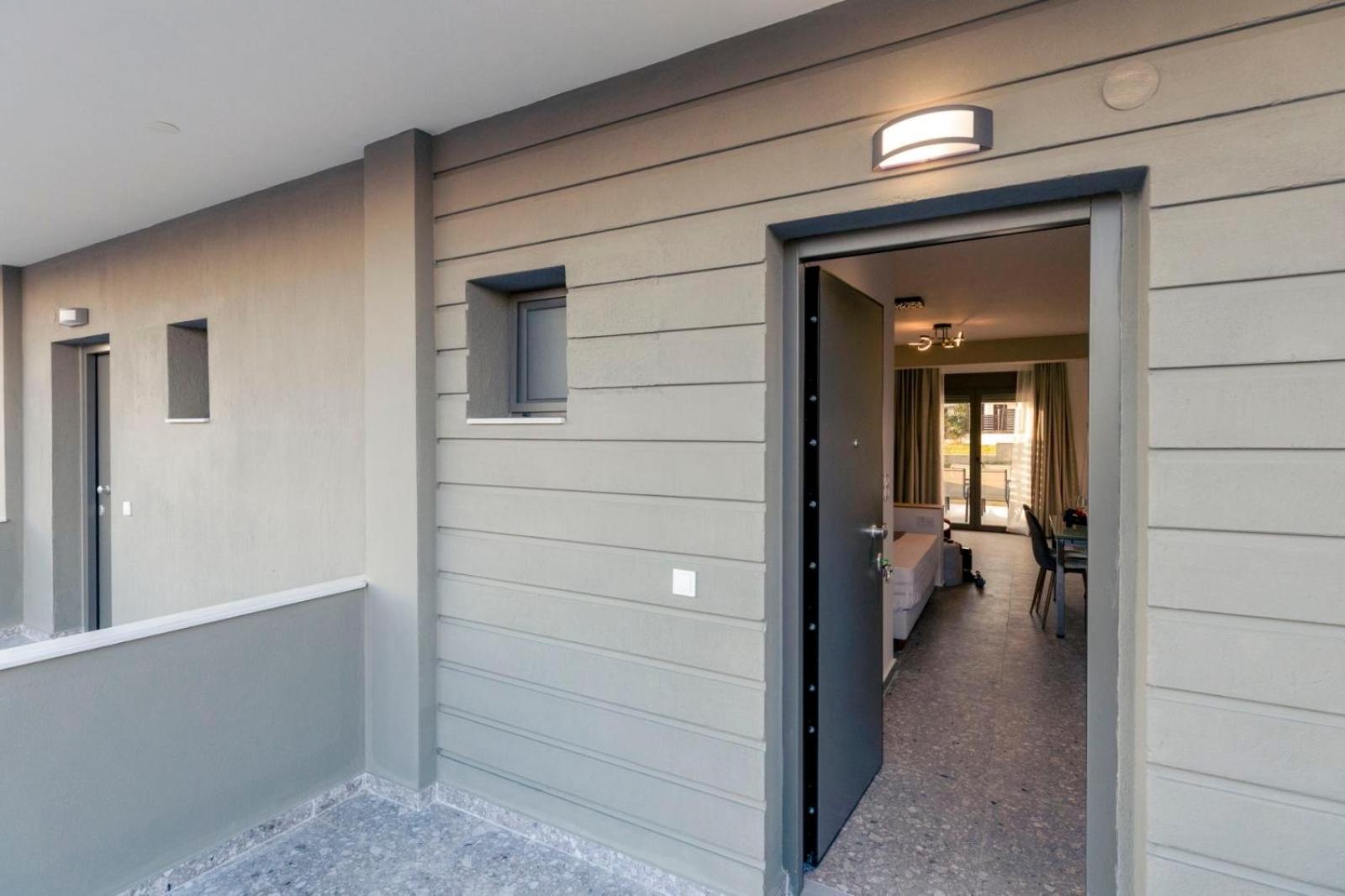 TwinStars Superior Apartment