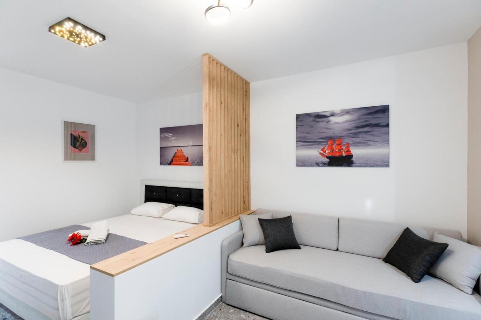 TwinStars Superior Apartment