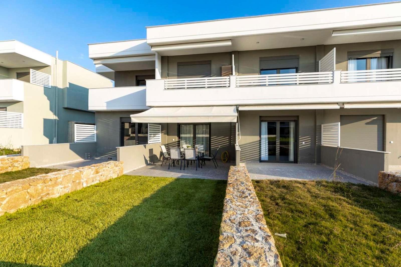 TwinStars Superior Apartment