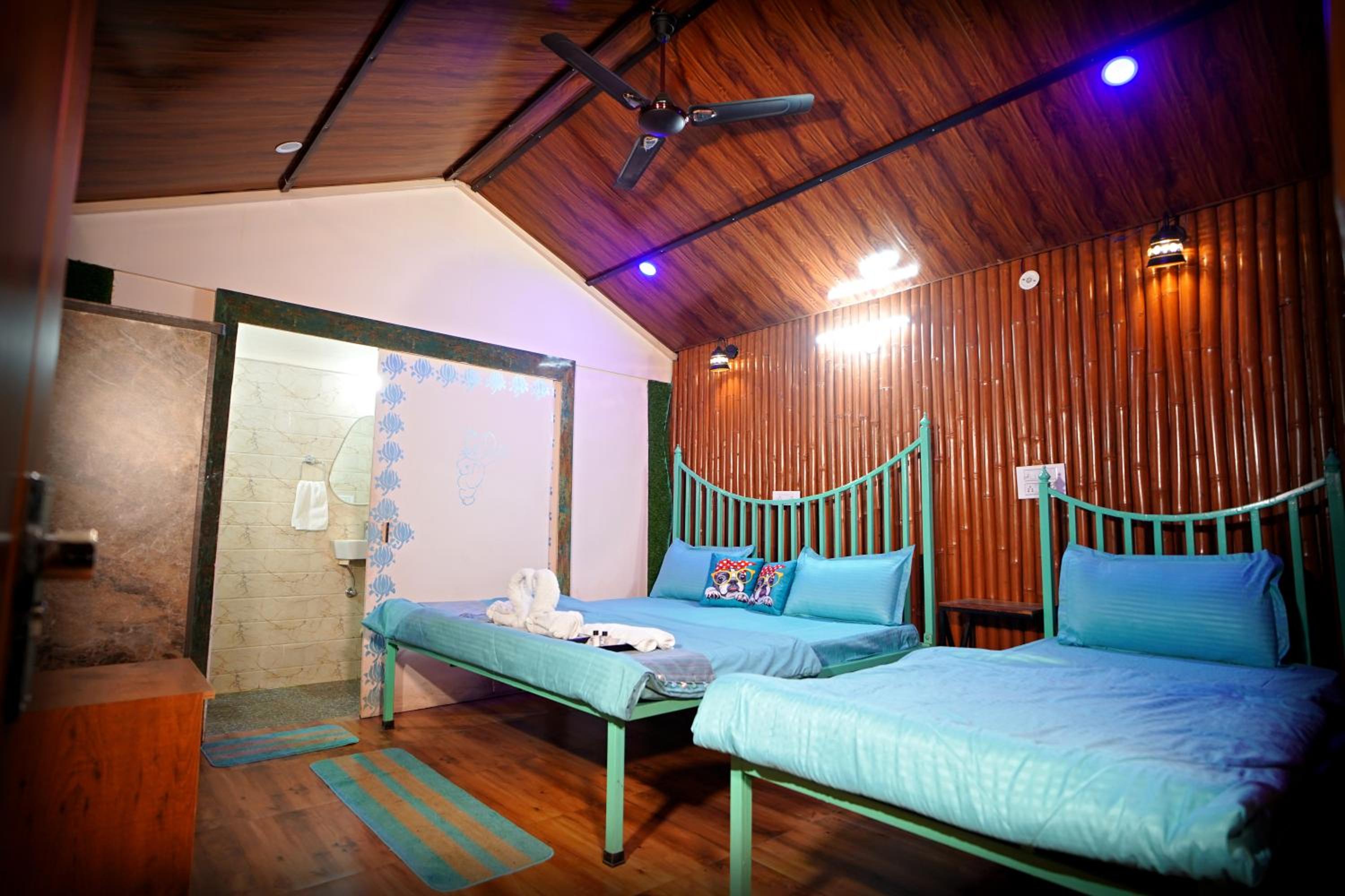 Creek Forest - Riverside Boutique Resort view 5