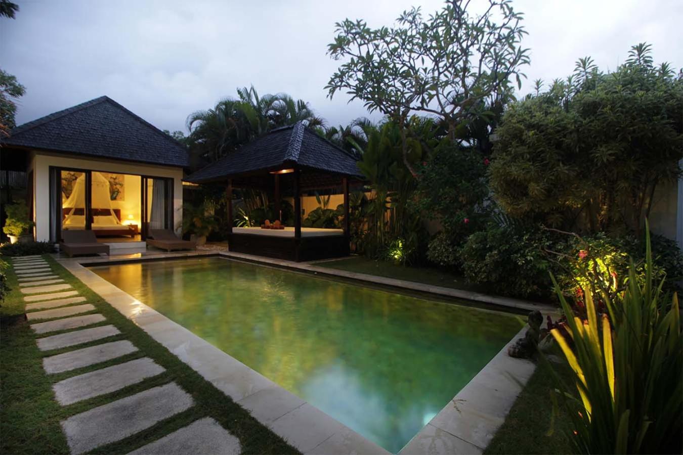 Villa Tiga Mangga by Optimum Bali Villas view 4
