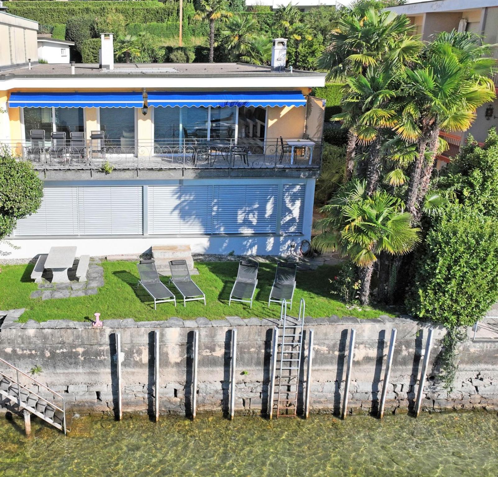 Villa Genovese al Lago