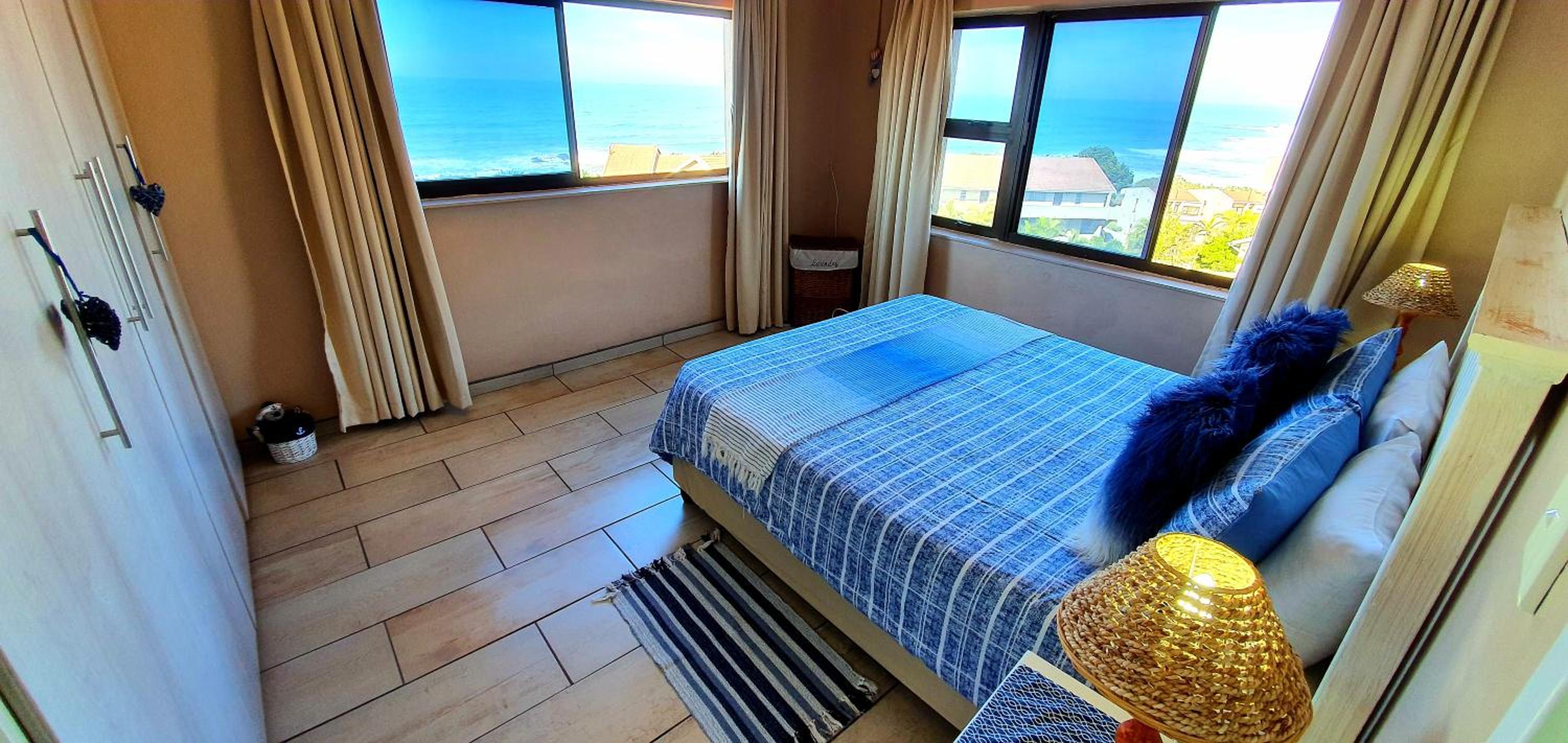 Whaleloft - Ramsgate Mews 3 - 4 Sleeper - Panoramic Bosting Sea Views! view 3