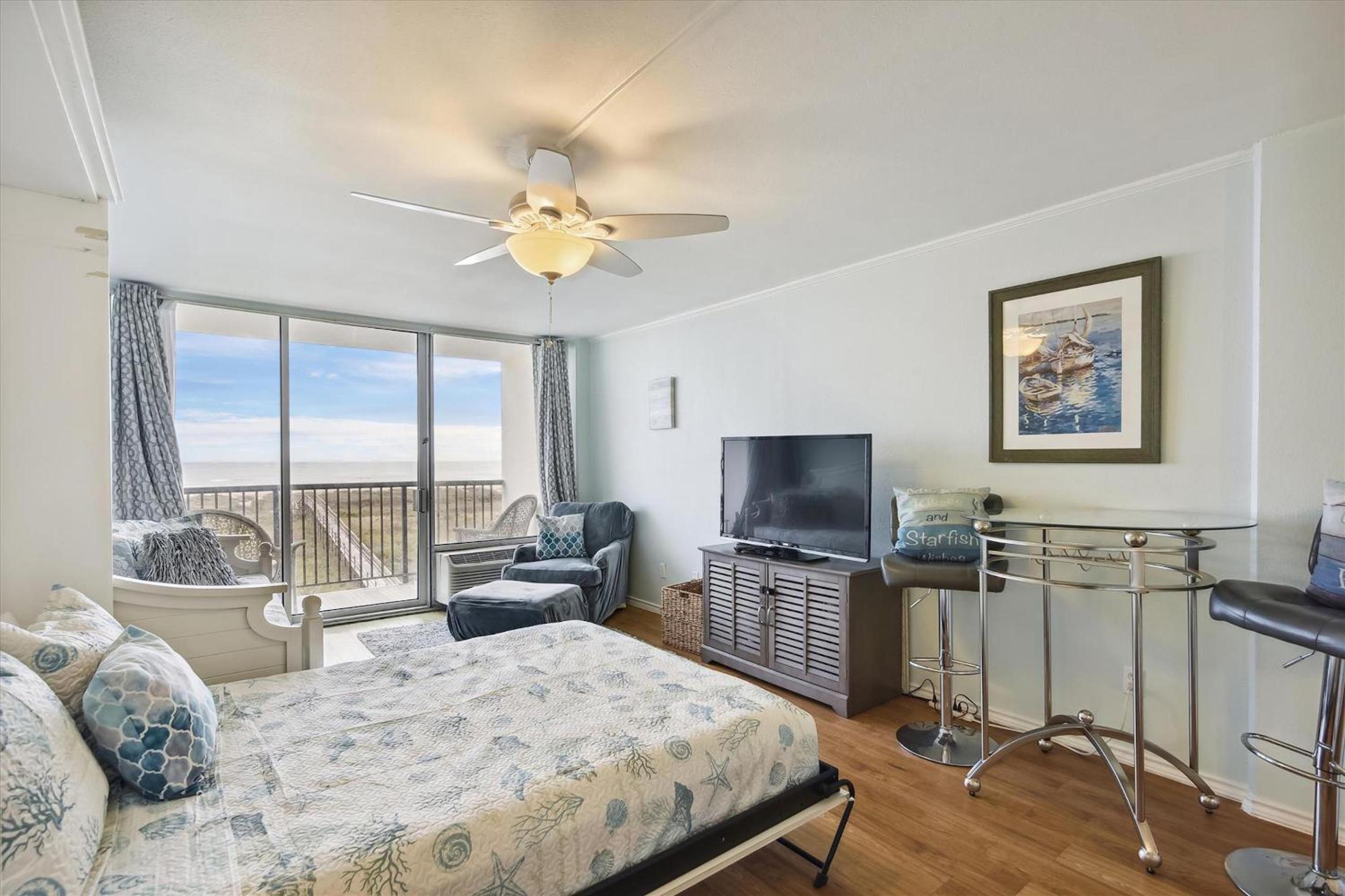 Islander East 209-Islander Getaway view 3