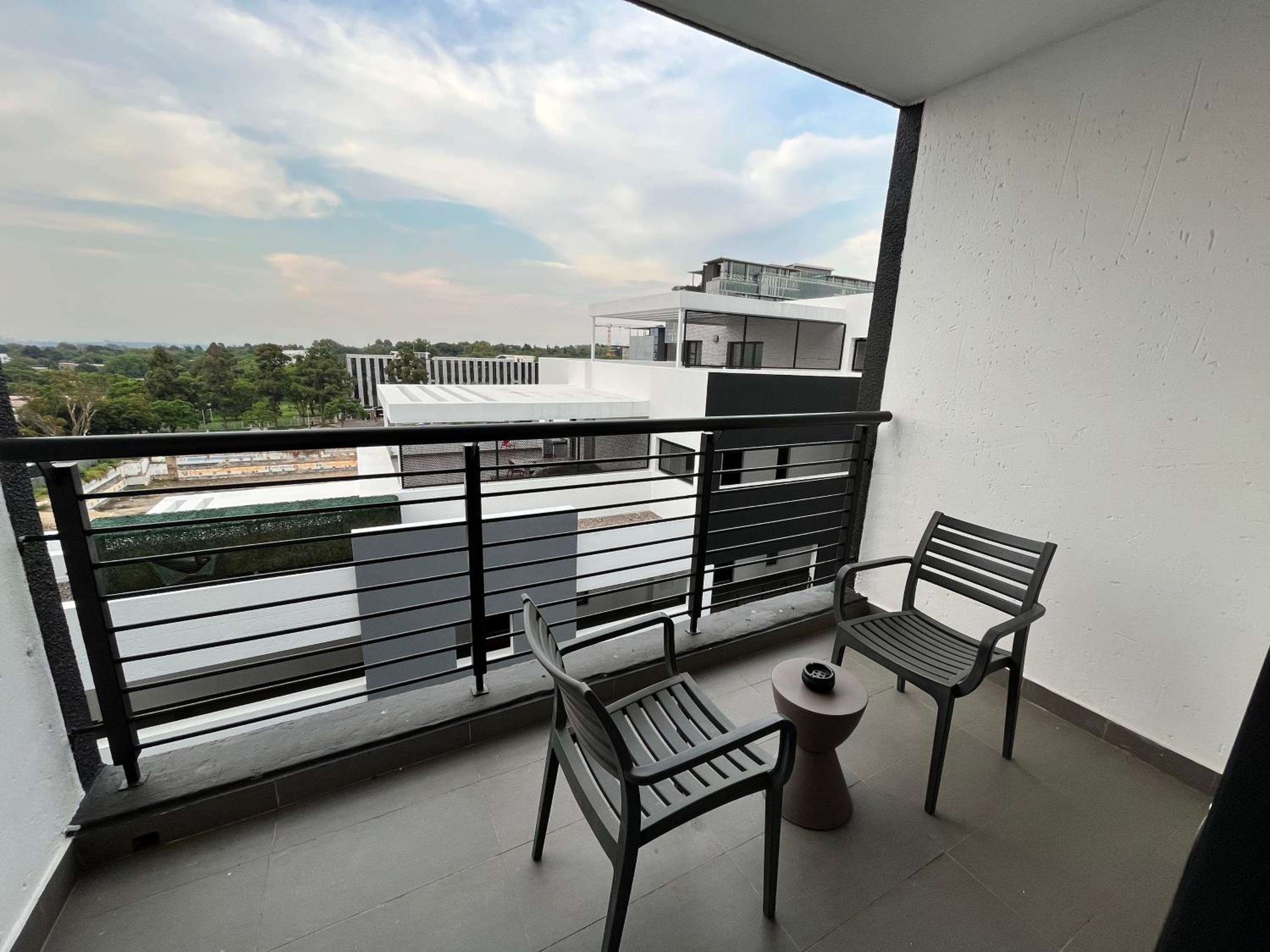 The Vantage Serviced Apartment Collection