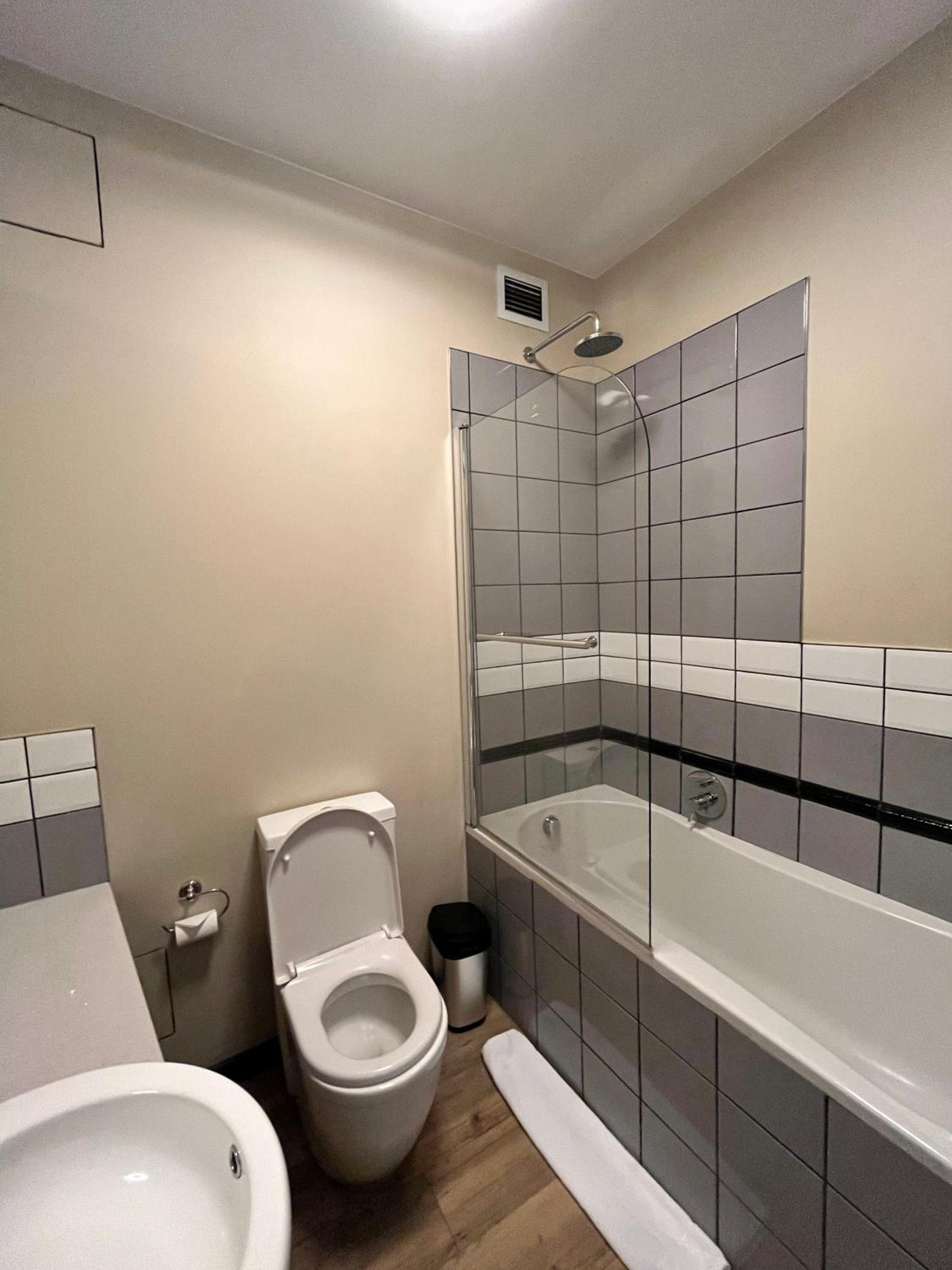 The Vantage Serviced Apartment Collection