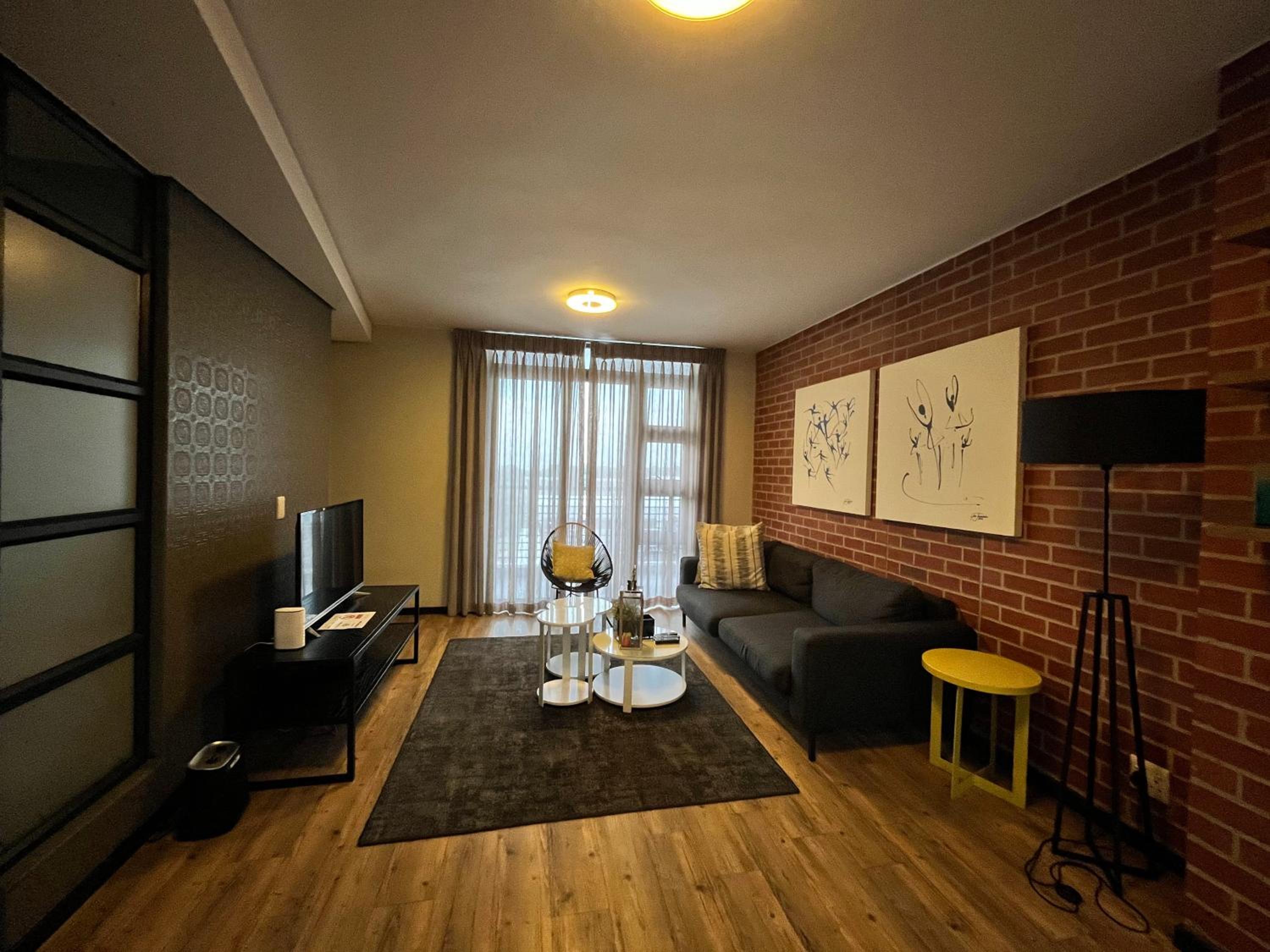 The Vantage Serviced Apartment Collection