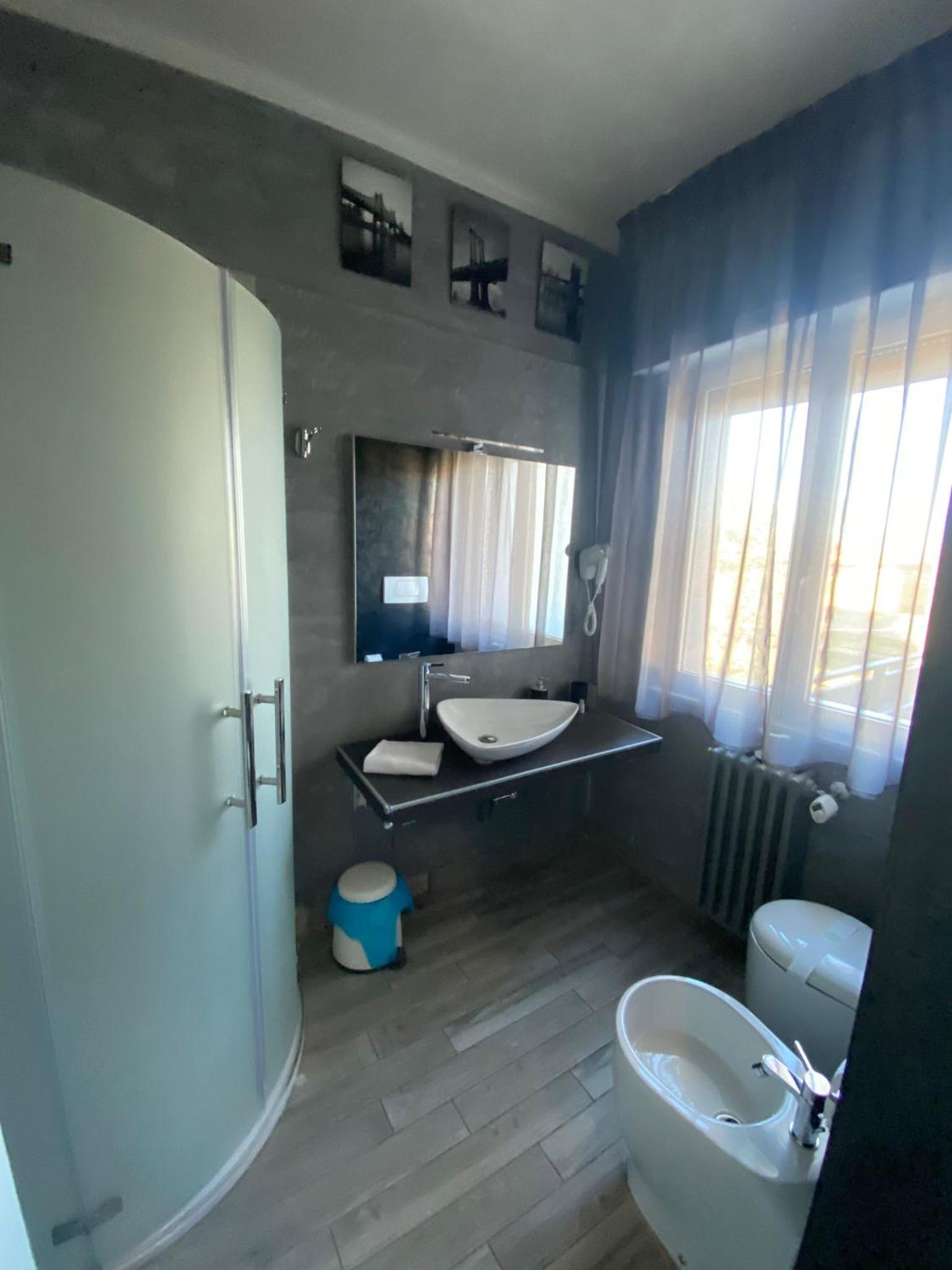 B2In Suite & Office