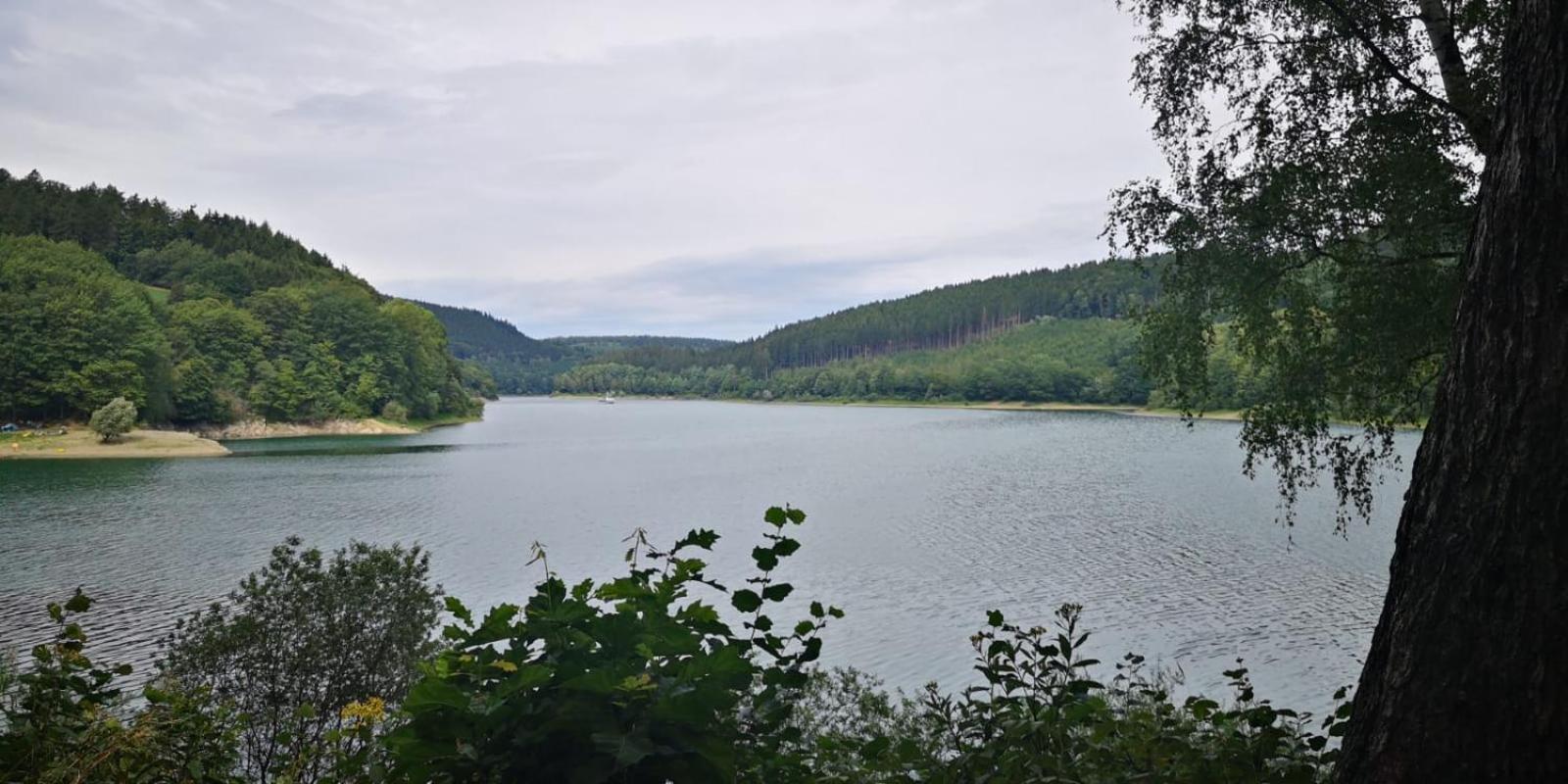 Haus JULIA direkt am Hennesee mitten im Sauerland