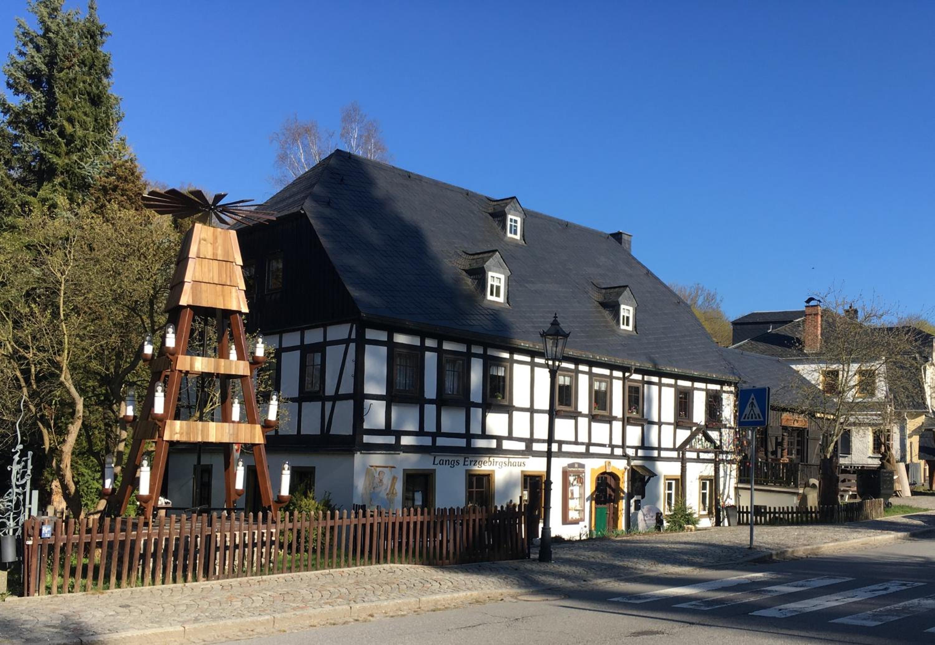 Der graue Salon