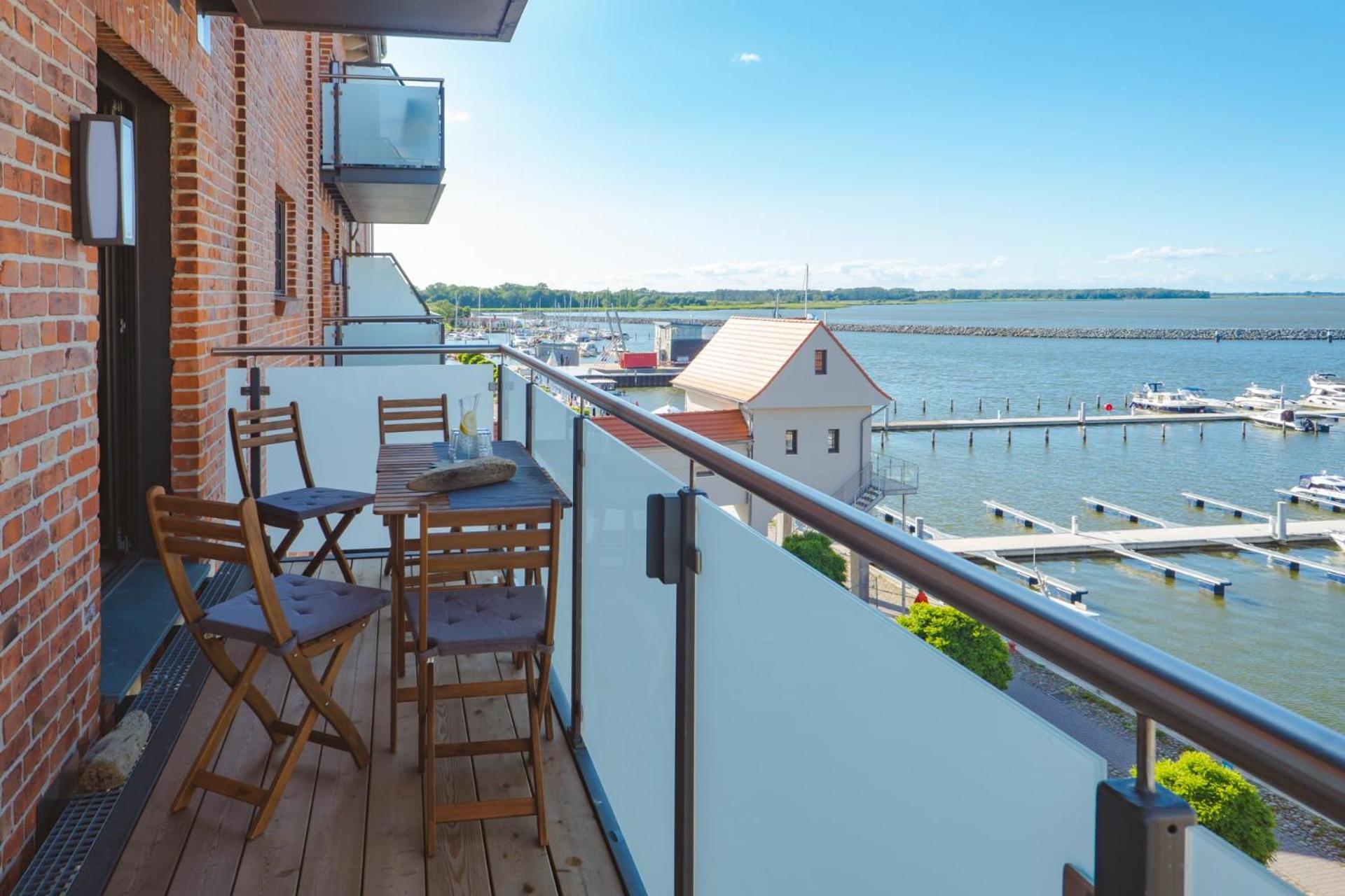 Boddenloft Wohnung 4.1 en Barth — balance & terrace