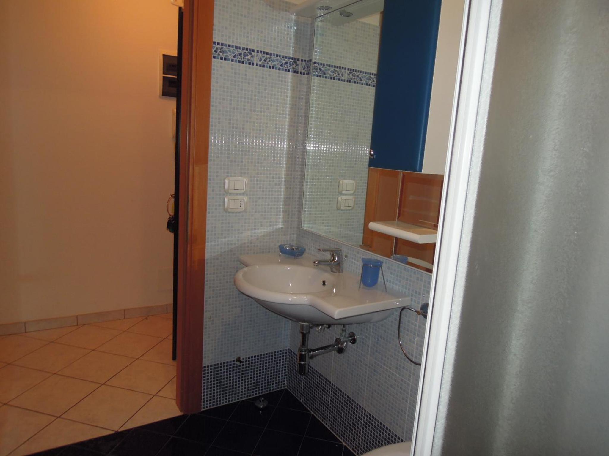 Renovated flat next to the beach-Beahost
