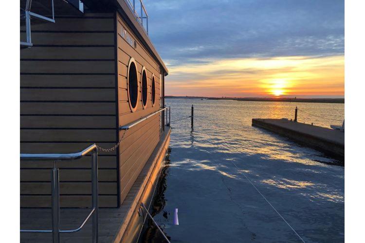 Hausboot Fjord Auriga mit Biosauna in Wendtorf