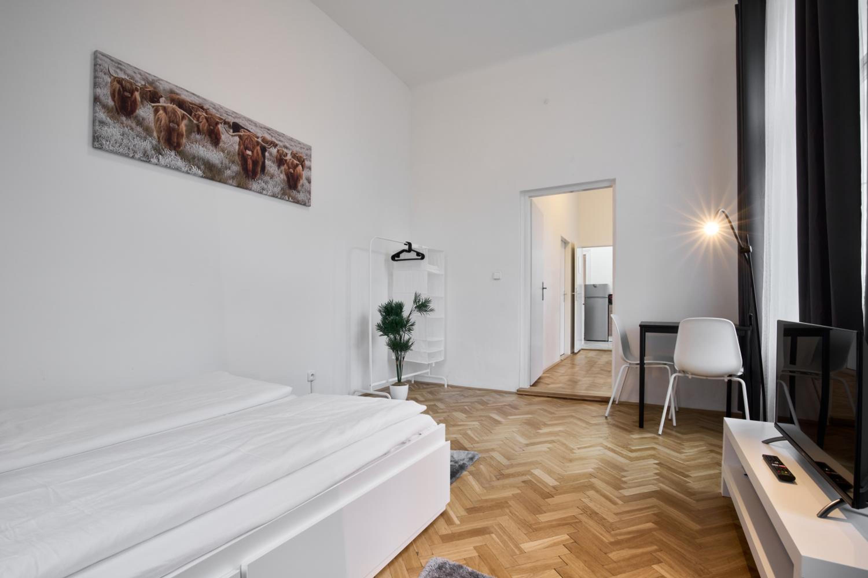 Archibald Flats Prague