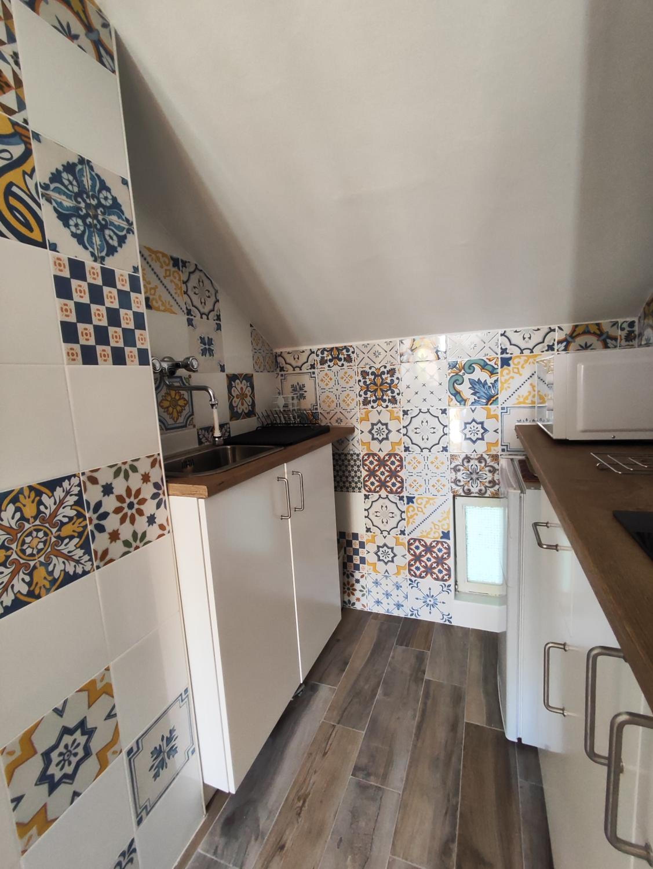 Da Dharma en Ventimiglia — kitchen