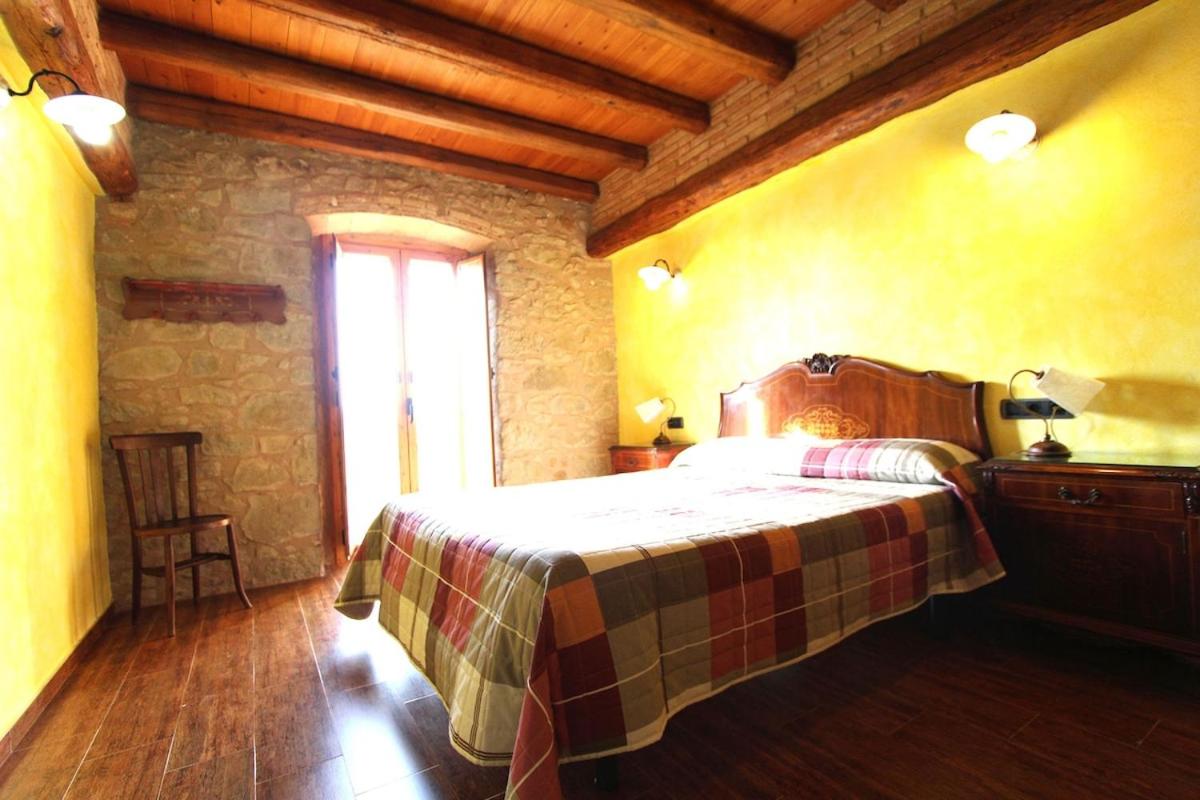 Catalunya Casas Rustic Catalan countryside villa with private pool!