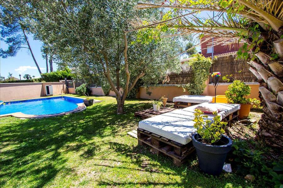 Catalunya Casas Modern and spacious with private pool close to BCN view 4