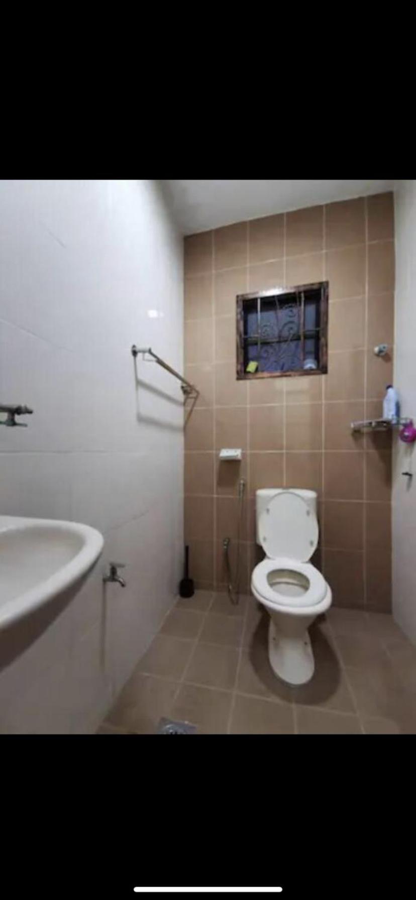 A Spacious 3BR 2storey House Taman Kosas Ampang photo 5