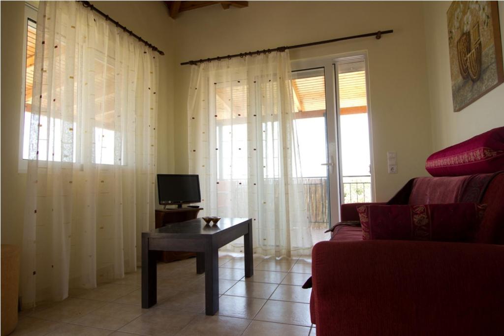Maria Elena Villas
