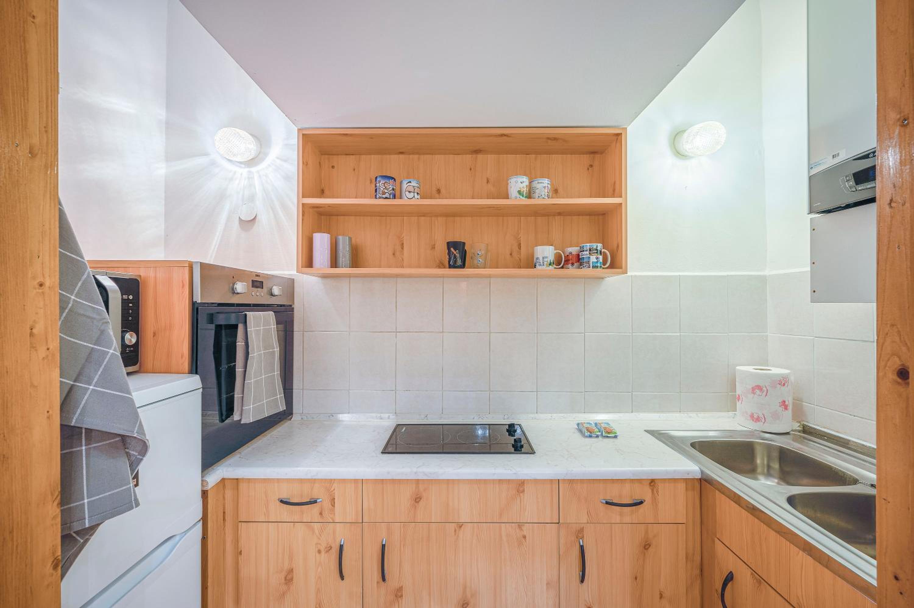 Corvin City Apartment by NW view 4