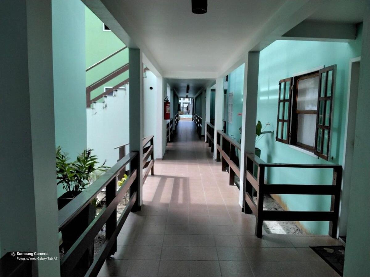 PRAIA DE TAPERAPUA - Flat em Condominio a 300 metros da praia